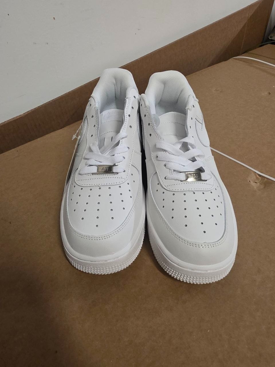 Nike Air Force 1 Low \'07 Triple White Mens Size 10 315122-111 New No Box Nike Air Force 1 Low \'07 Triple White Mens Size 10 315122-111 New No Box