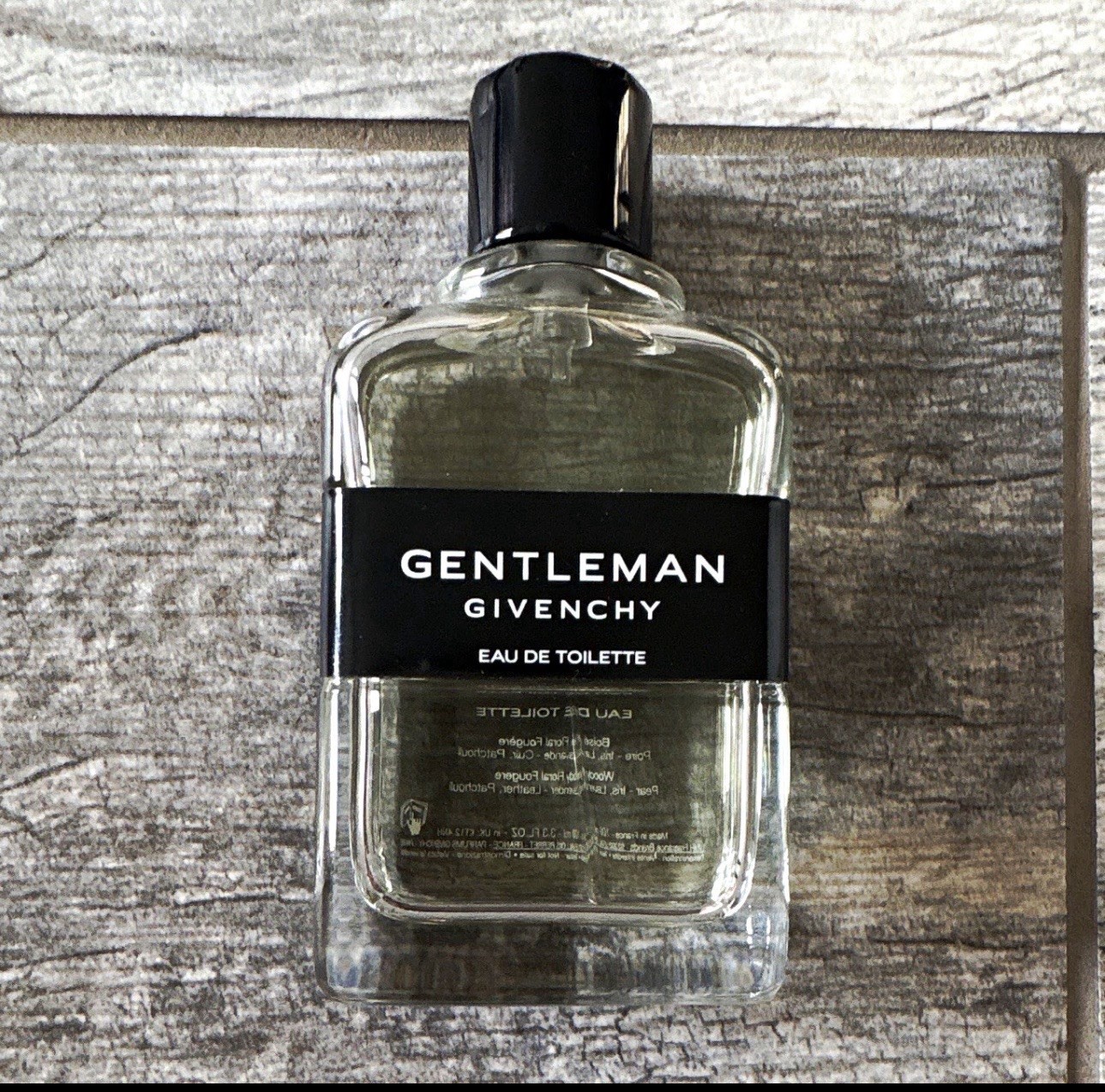 Givenchy Gentlemen Eau de toilette 💯% Authentic 3/4 full bottle see pics Givenchy Gentlemen Eau de toilette 💯% Authentic 3/4 full bottle see pics
