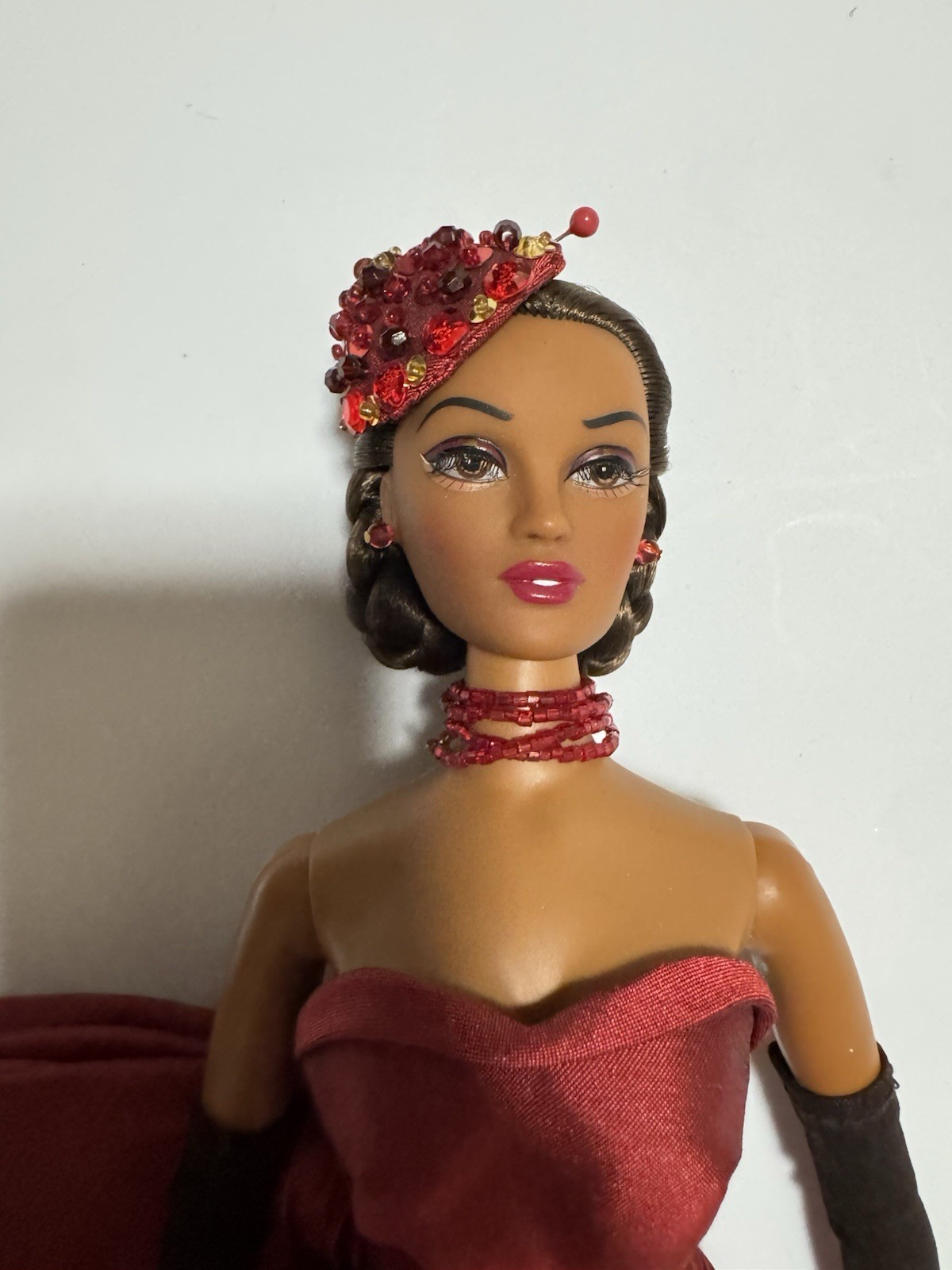 Integrity Toys Violet Waters Rouge et Noir 16” Doll Gene Marshall 2005 LE 150