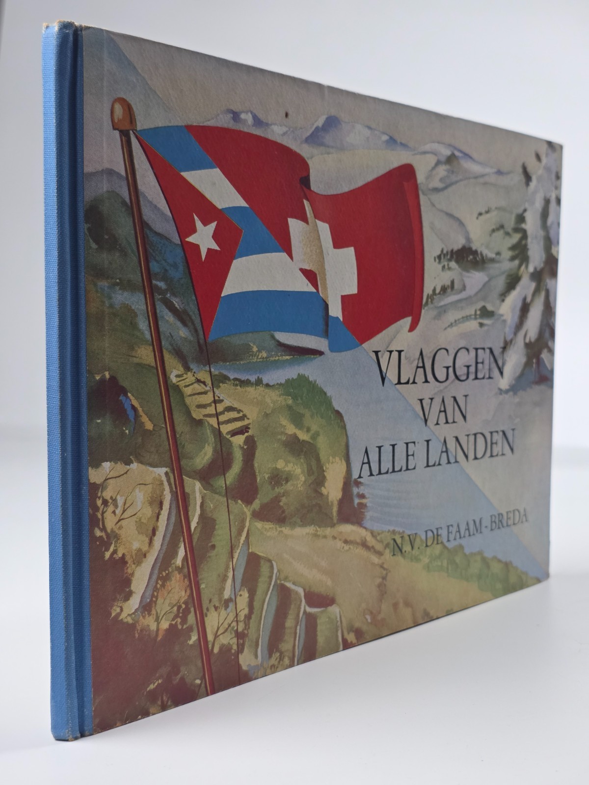 1950s Dutch Flag Album Vlaggen van Alle Landen 5th Edition De Faam Vintage