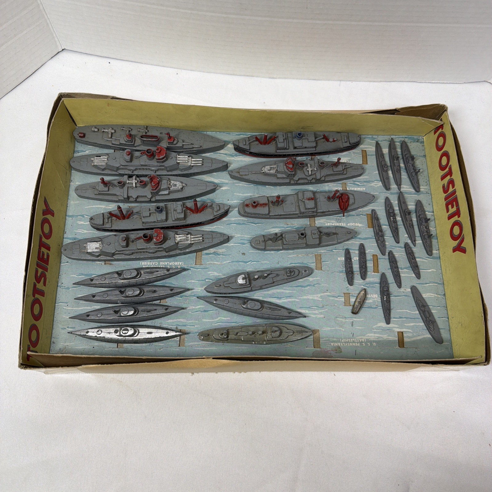 Vtg 1930s Tootsietoy Naval Fleet Lot 29 Ships W/ Rare Original Box Insert Tray