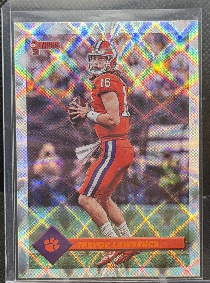 2023 Panini Chronicles Draft Picks - Donruss Retro Trevor Lawrence #1 Red /149