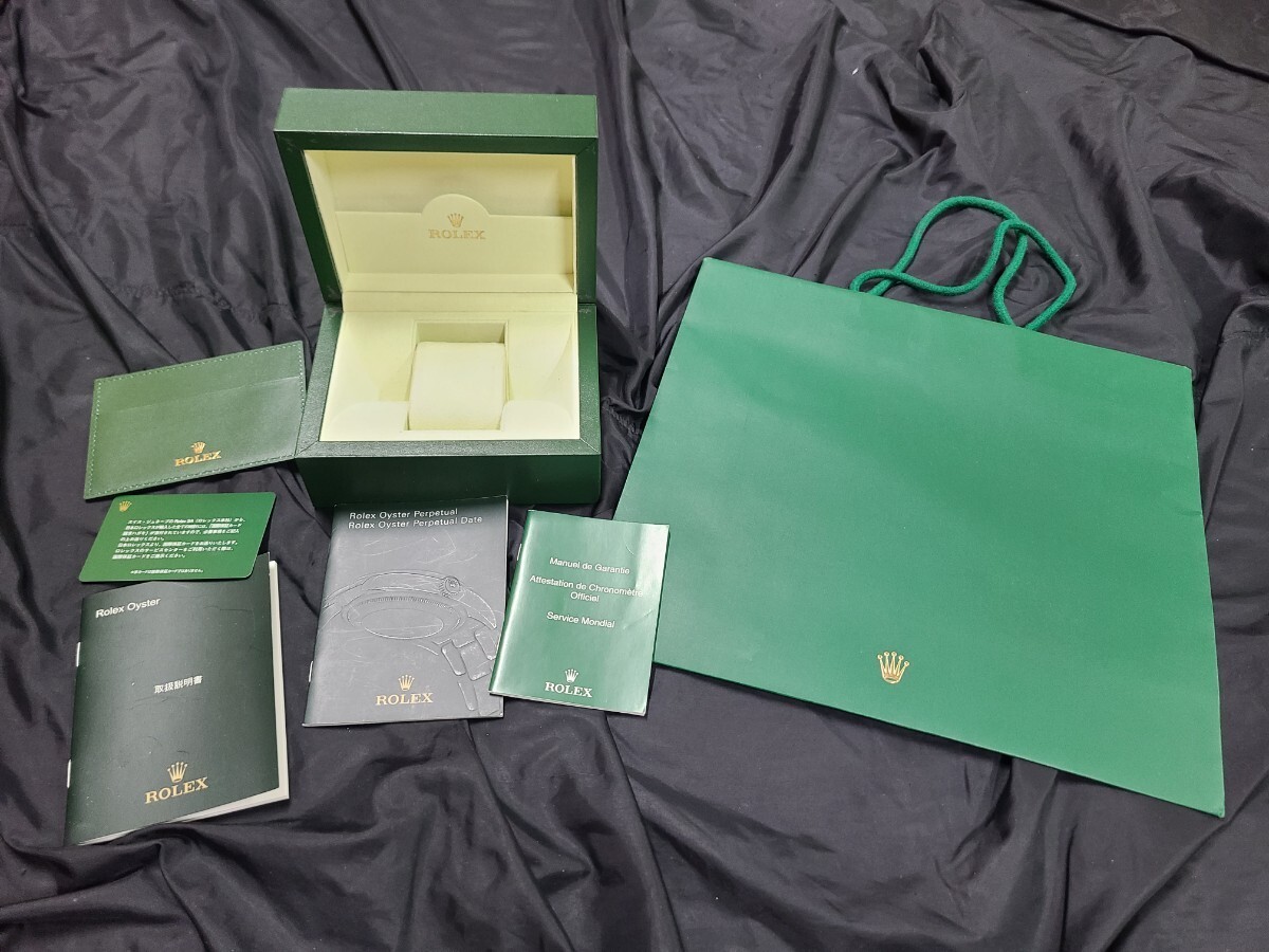Rolex Oyster Perpetual Box Set Green Inner Box Booklets Card Holder Service Card