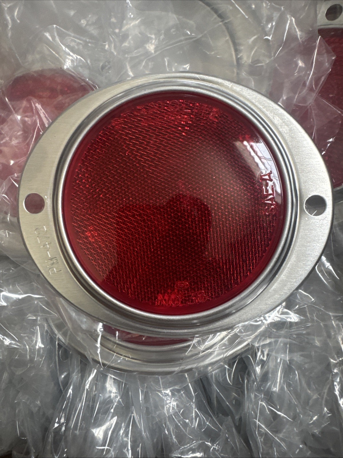 Reflector. V472R Red 3