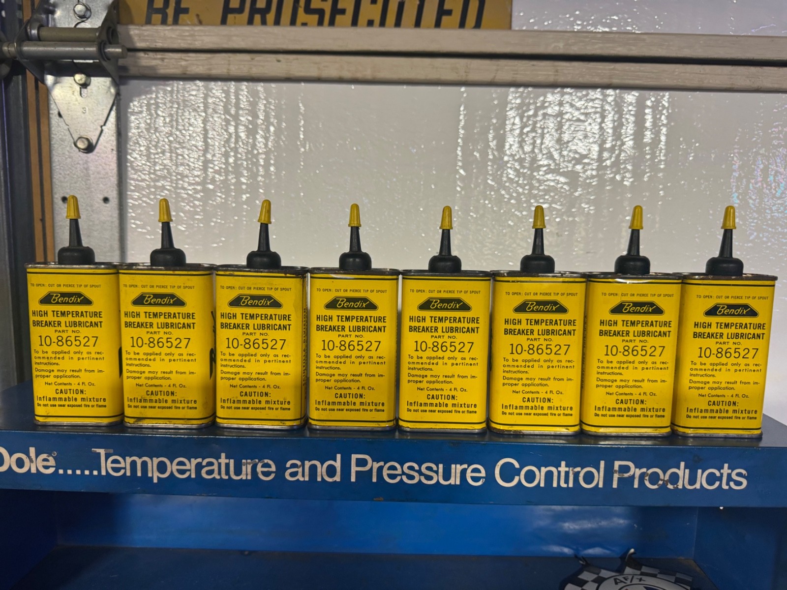 Lot of 8 NOS Full Bendix Aviation Corp Oil Can High Temp Handy Oiler Lubricant Lot of 8 NOS Full Bendix Aviation Corp Oil Can High Temp Handy Oiler Lubricant