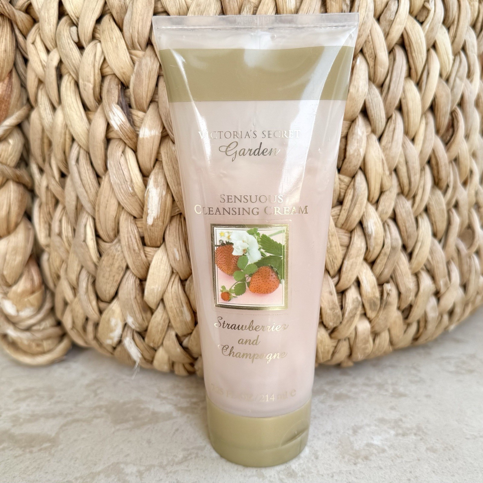 Vintage Victoria's Secret Garden Strawberries and Champagne Cleansing Cream Vintage Victoria's Secret Garden Strawberries and Champagne Cleansing Cream