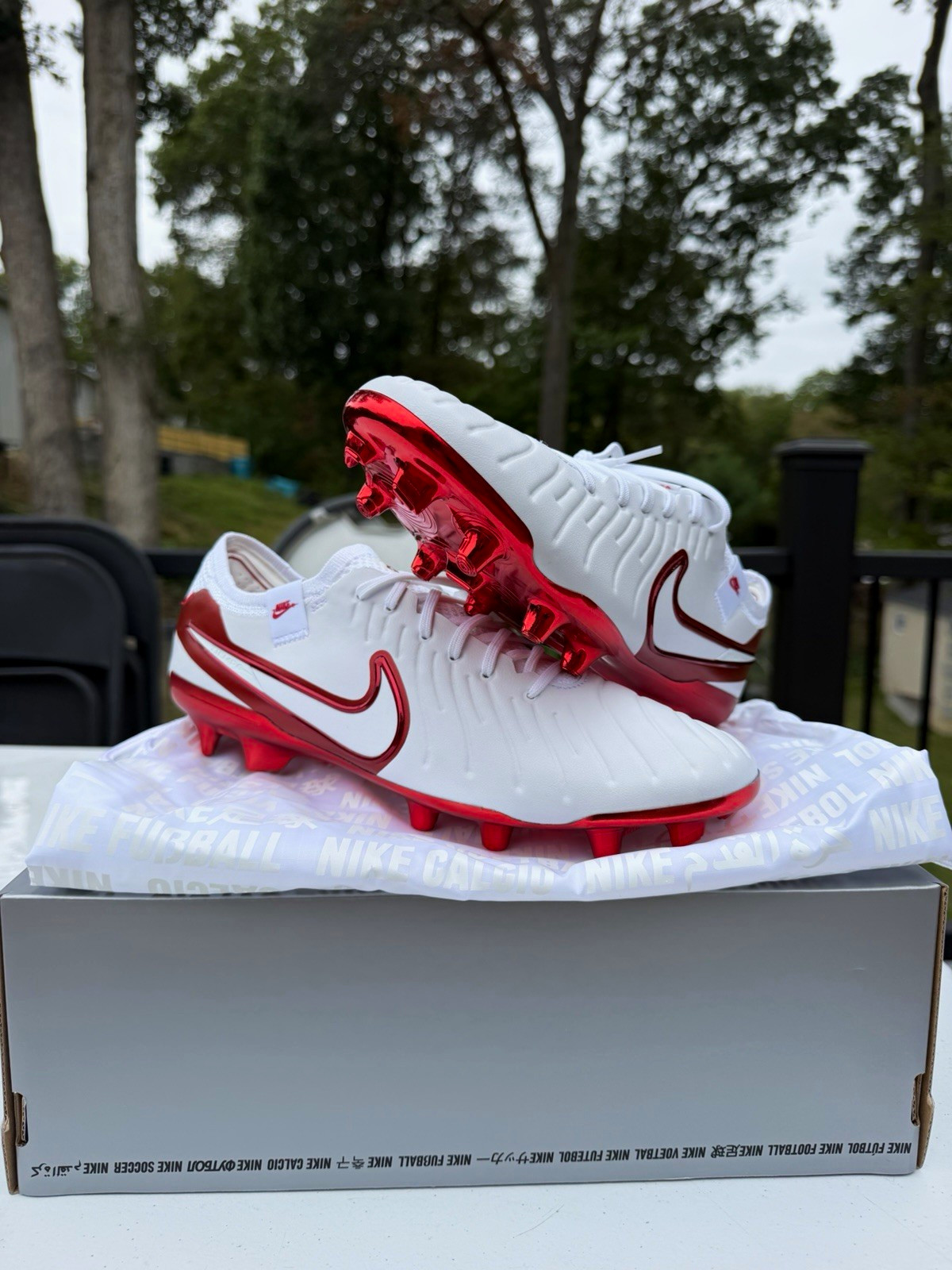 Nike Tiempo Legend 10 Elite LV8 FG Red Chromatic Pack HV4889-100 Mens 9 Nike Tiempo Legend 10 Elite LV8 FG Red Chromatic Pack HV4889-100 Mens 9