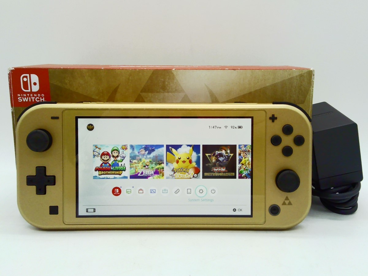 NINTENDO SWITCH LITE HAC-001 GOLD LEGEND OF ZELDA HYRULE Limited Ed  (EC3042422)