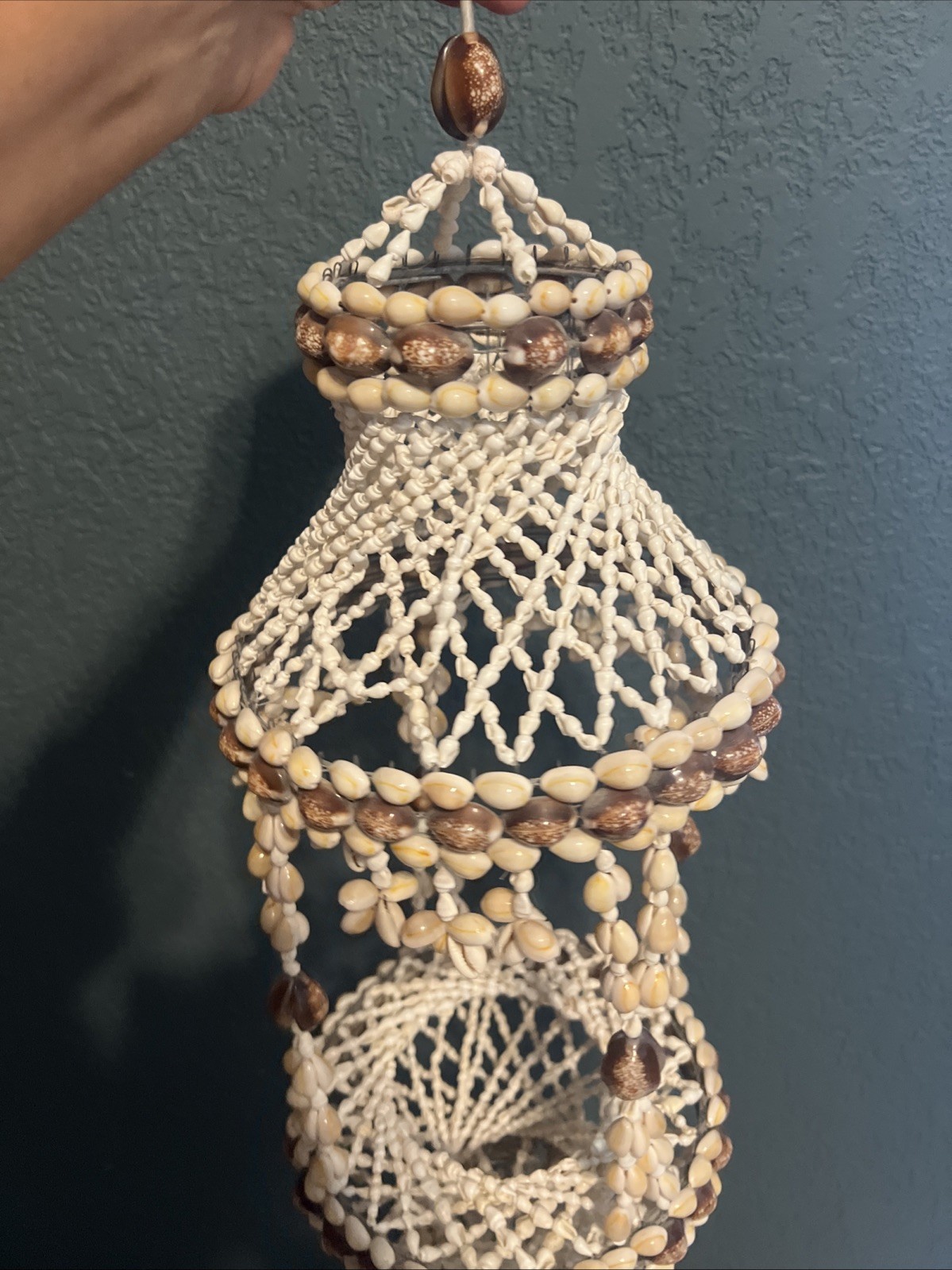 Vtg Cowrie Puka Seashell Hanging Basket Plant Holder Boho Beach Cottage 24” Vtg Cowrie Puka Seashell Hanging Basket Plant Holder Boho Beach Cottage 24”