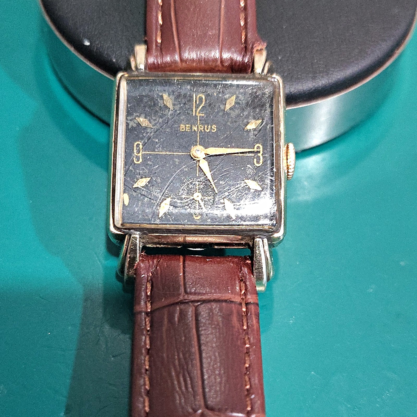 Benrus Vintage 1940s Rectangle Manual Wind Gold Plated Black Dial Leather Benrus Vintage 1940s Rectangle Manual Wind Gold Plated Black Dial Leather