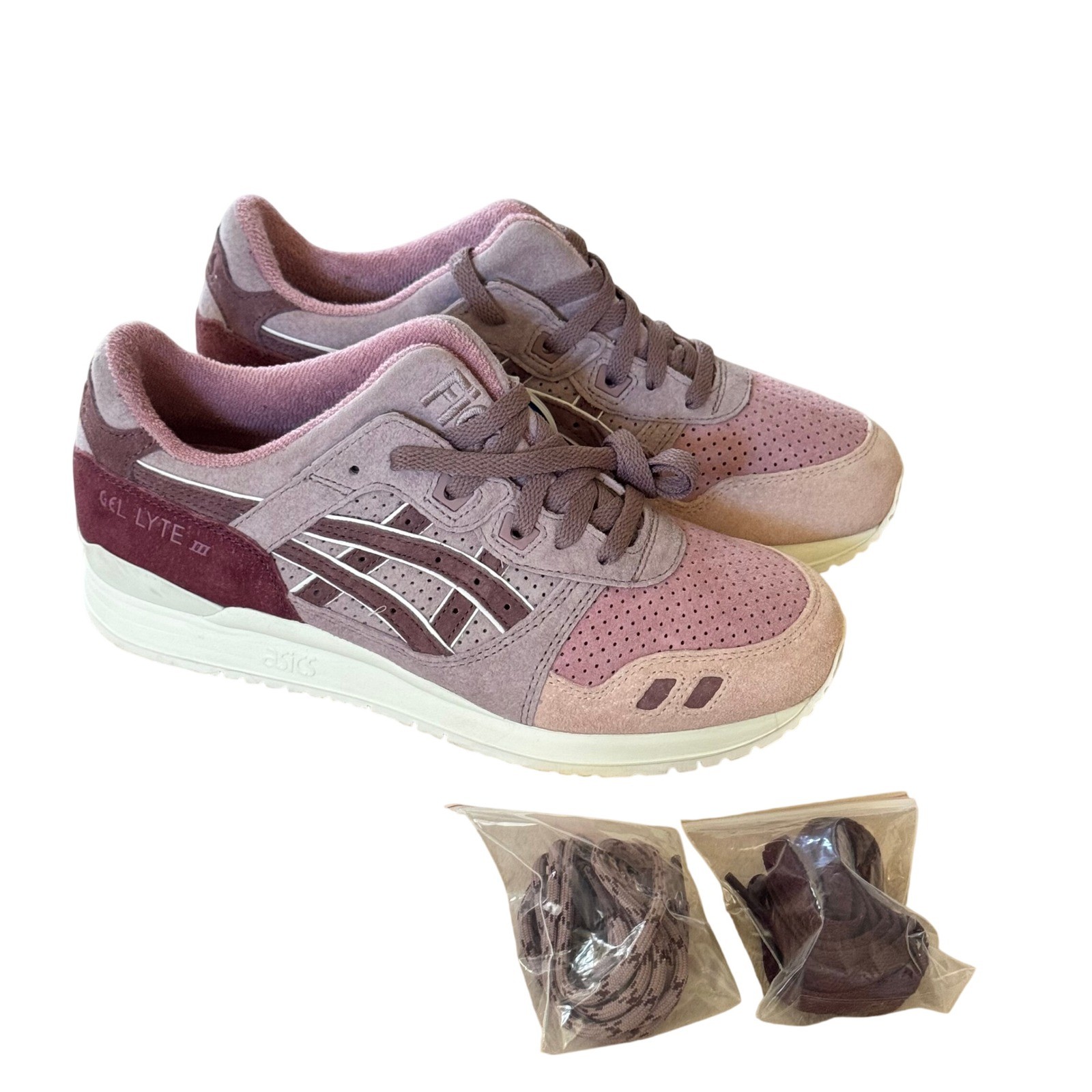 Kith x ASICS Gel-Lyte III \'07 Remastered By Invitation Only Blush Sz9 Shoes Kith x ASICS Gel-Lyte III \'07 Remastered By Invitation Only Blush Sz9 Shoes
