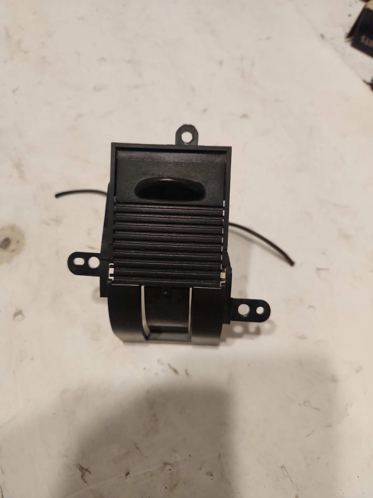1999-2004 Ford F250 F350 12V Dash Power Port Sliding Door Excursion Outlet OEM 1999-2004 Ford F250 F350 12V Dash Power Port Sliding Door Excursion Outlet OEM