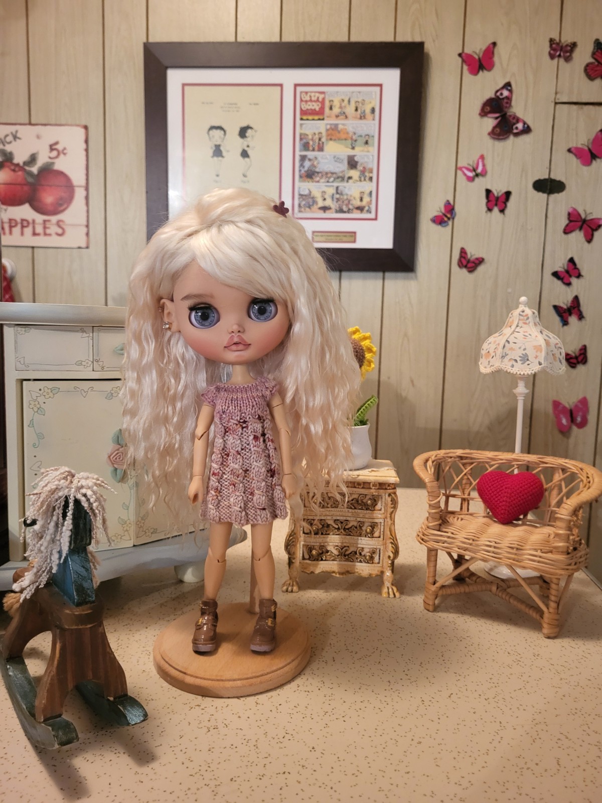Custom Blythe Fashion OOAK Doll/Natasha/RESERVED Custom Blythe Fashion OOAK Doll/Natasha/RESERVED