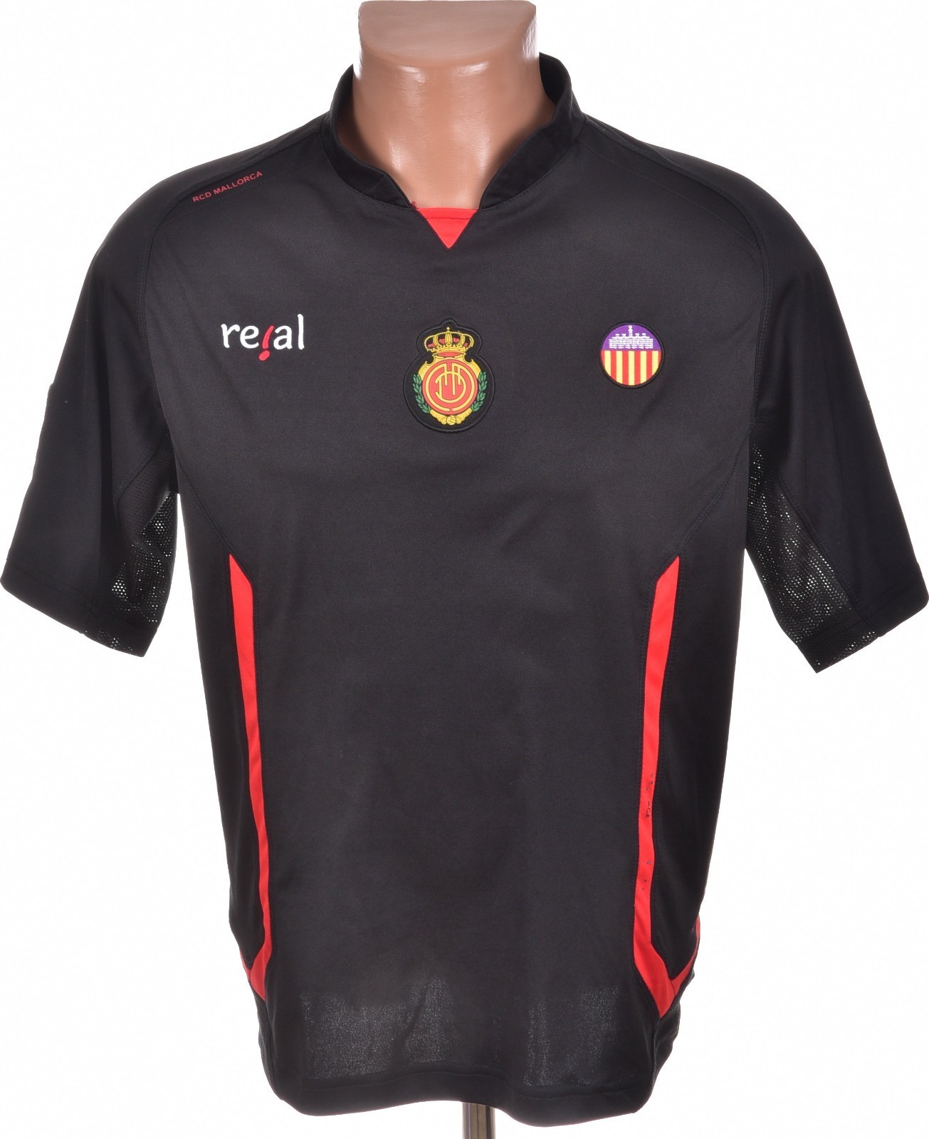 Mallorca 2011/2012 Away Football Shirt Real Size S Adult Mallorca 2011/2012 Away Football Shirt Real Size S Adult