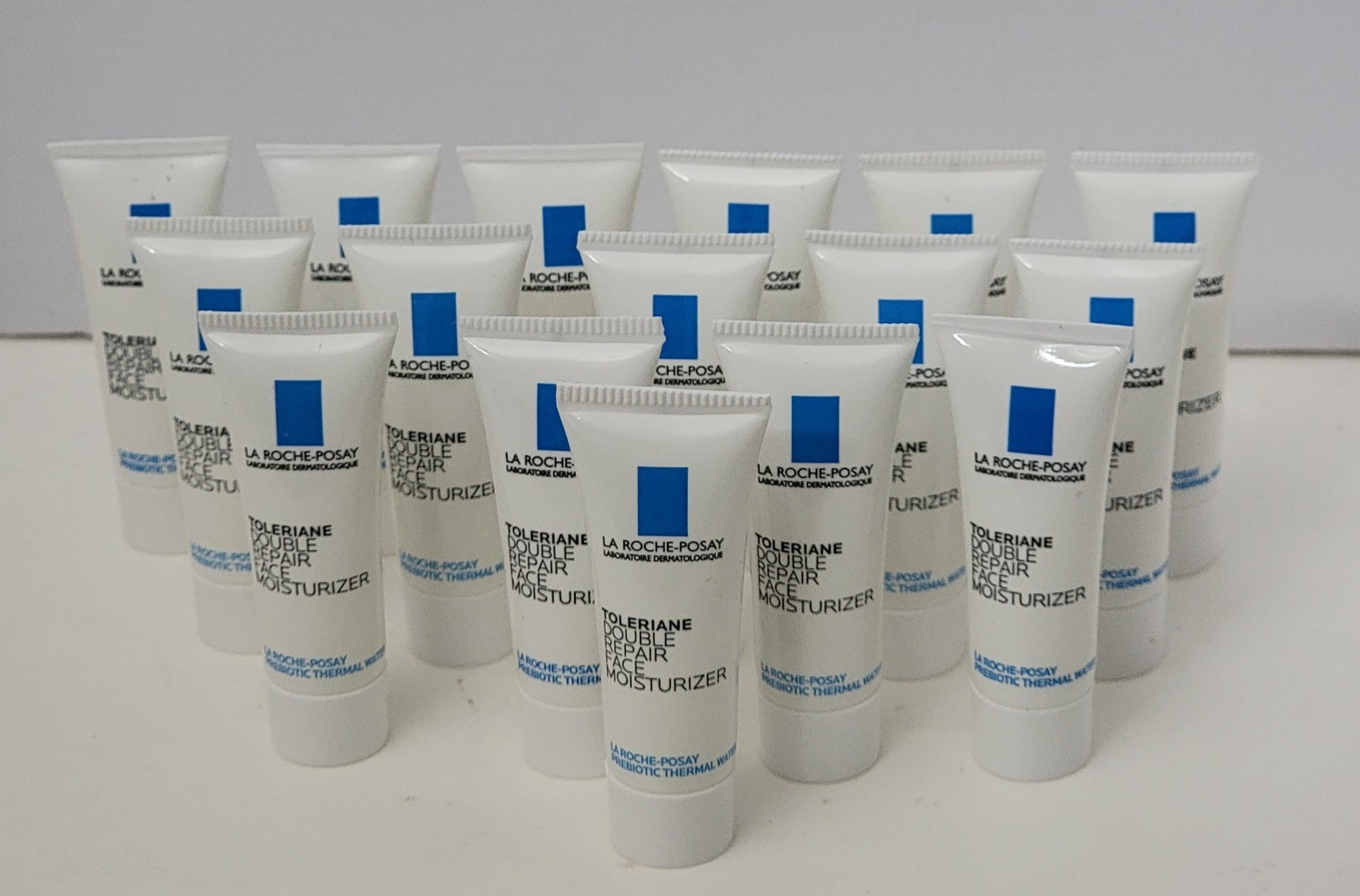 15 pk LA ROCHE-POSAY TOLERIANE Double Repair Face Moisturizer 0.1 oz / 3 ml mini