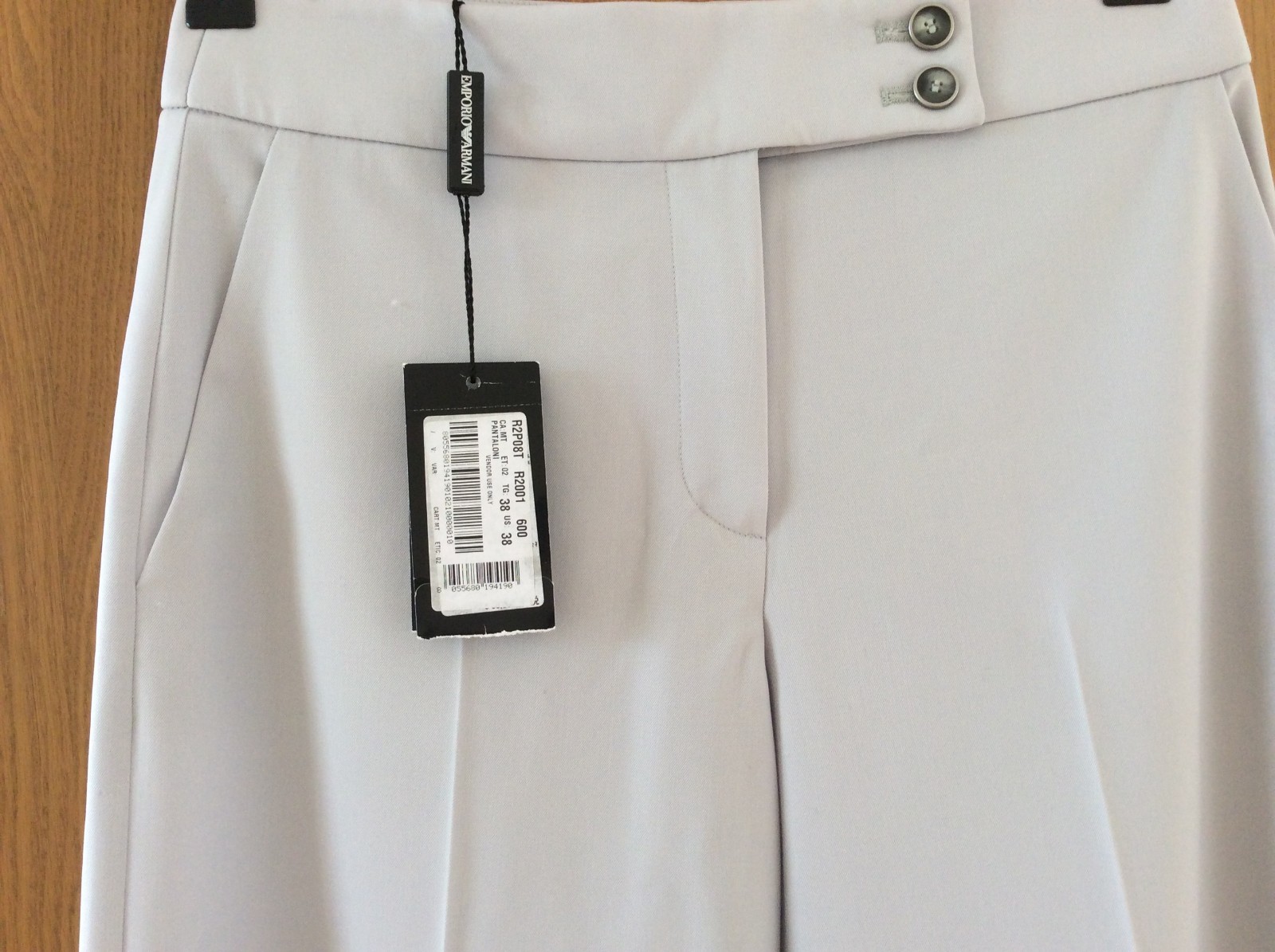ARMANI EXCHANGE PANTS LIGHT GREY R2P008T R2001 SIZE 36 UK BNWT RRP 335EURO ARMANI EXCHANGE PANTS LIGHT GREY R2P008T R2001 SIZE 36 UK BNWT RRP 335EURO