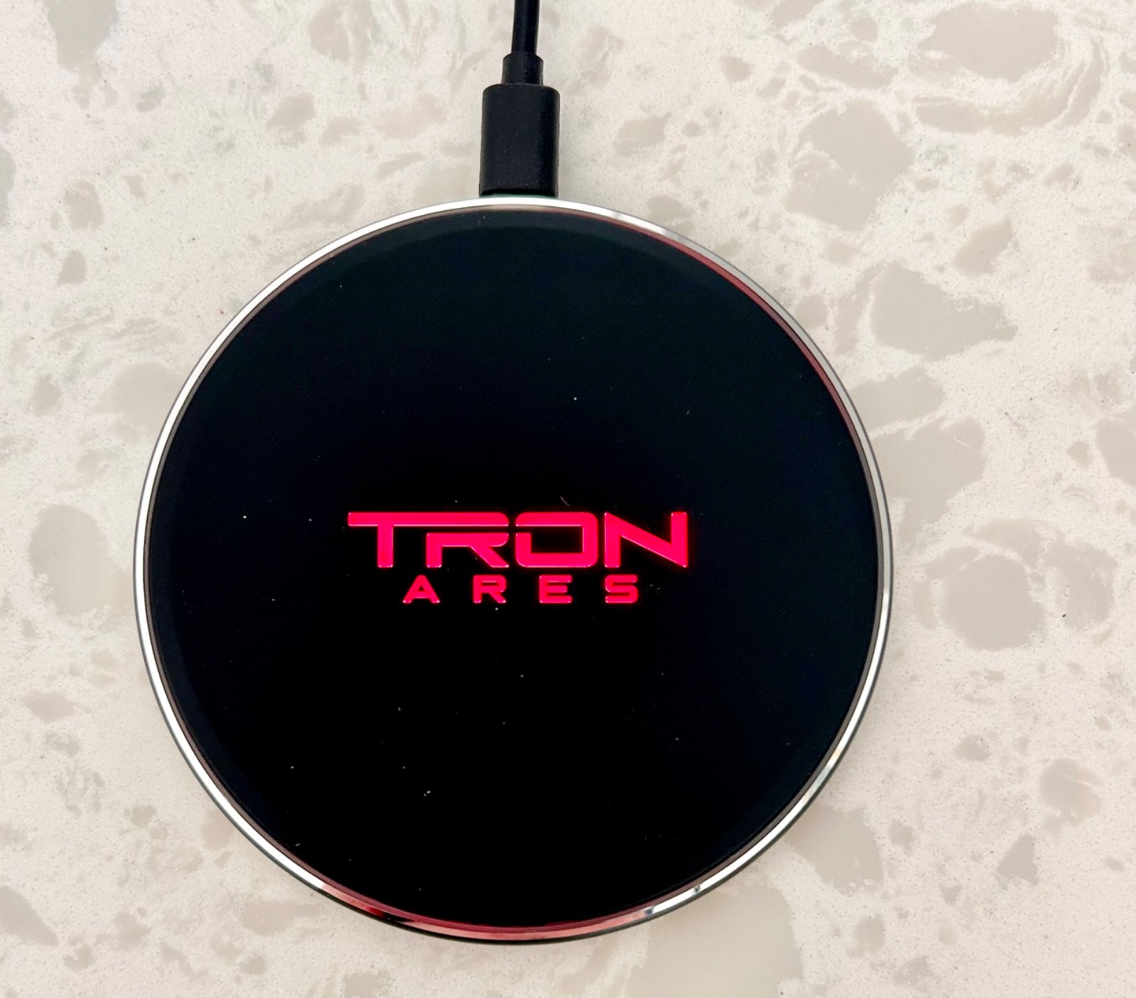 TRON: Ares Wireless Charging Pad *EXTREMELY RARE* - Light Up NIB - Disney HTF TRON: Ares Wireless Charging Pad *EXTREMELY RARE* - Light Up NIB - Disney HTF
