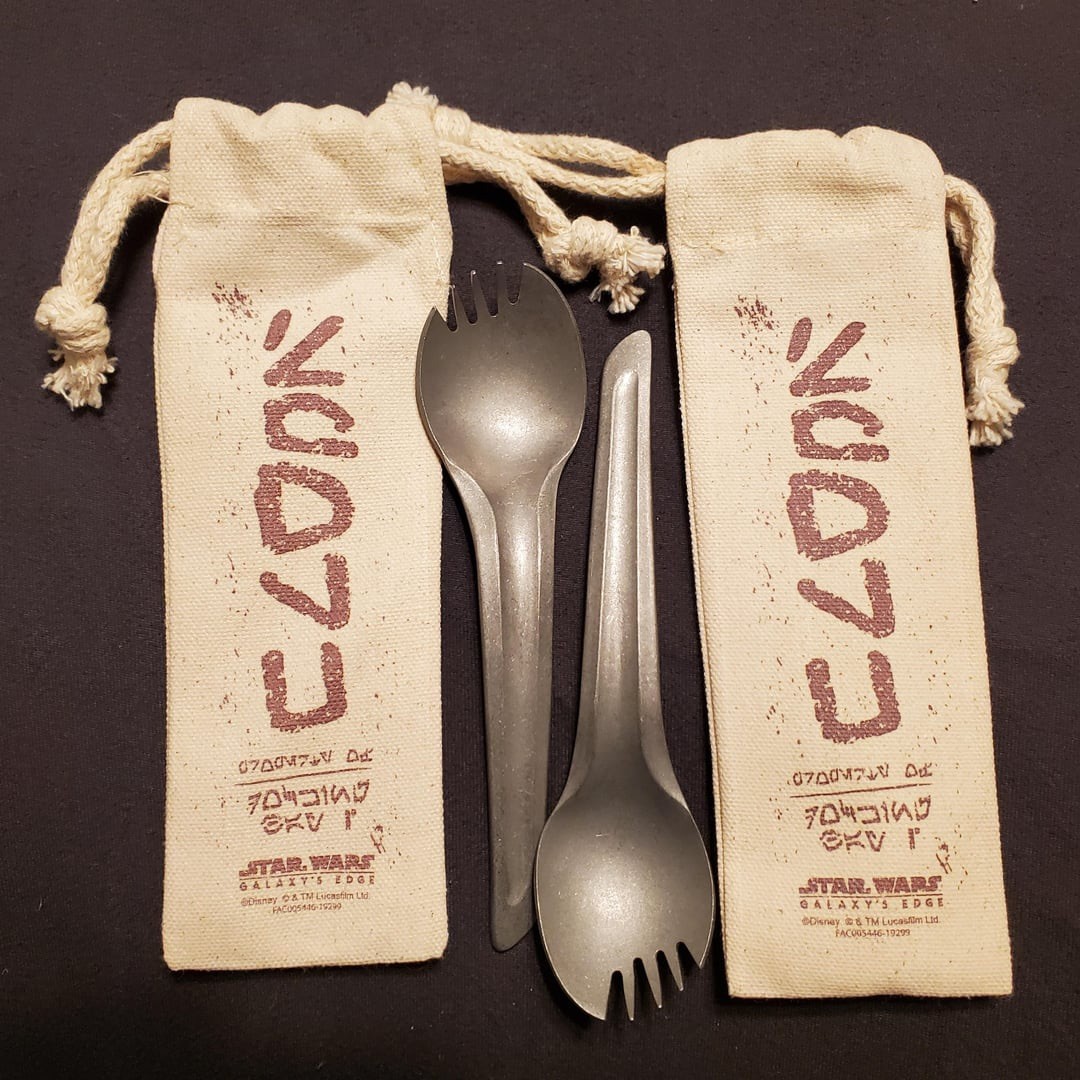 Disney Star Wars Galaxy’s Edge Metal Sporks / set of 2 each /With Pouches NEW Disney Star Wars Galaxy’s Edge Metal Sporks / set of 2 each /With Pouches NEW