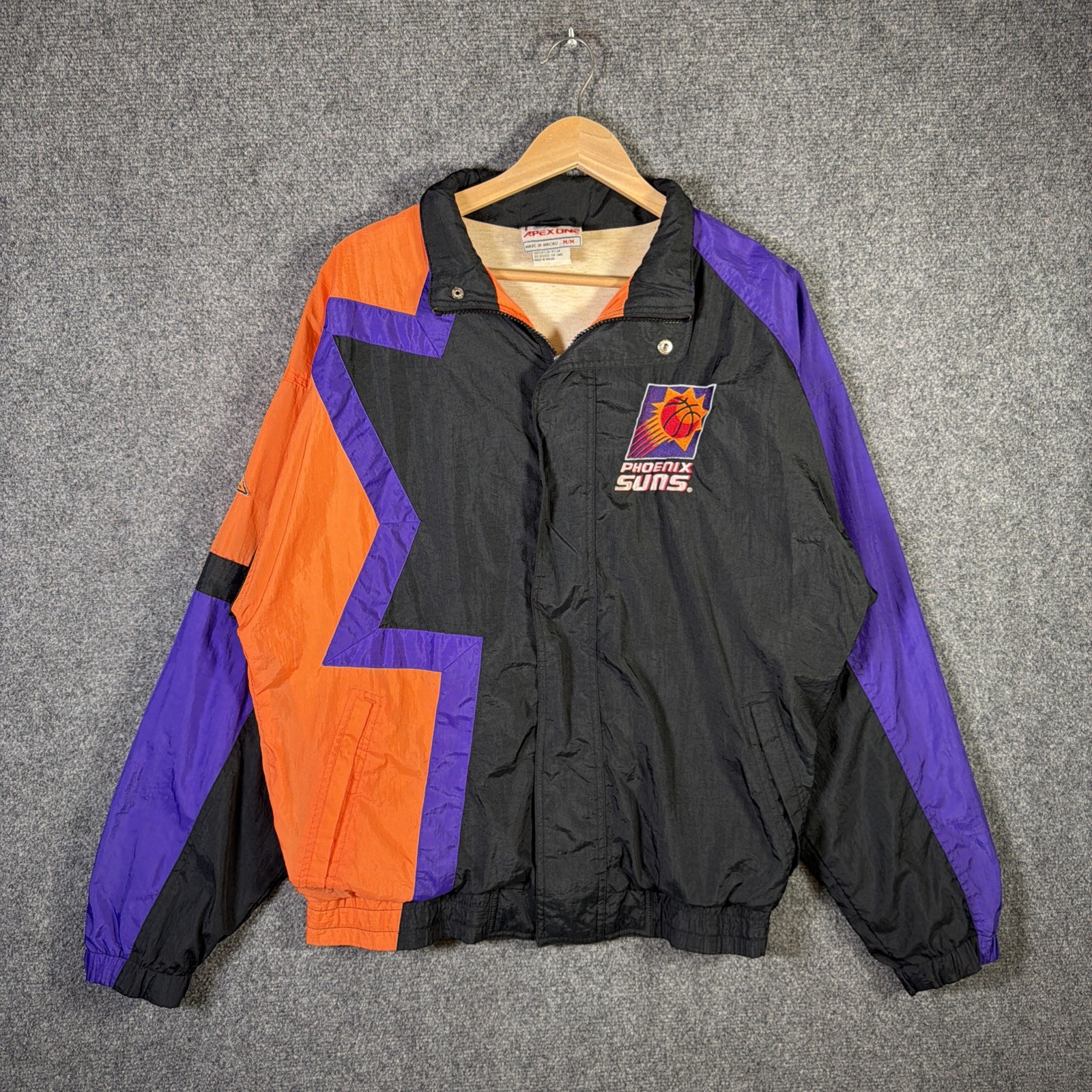 Vintage Phoenix Suns Windbreaker Medium Black 90s Apex One NBA Basketball Jacket Vintage Phoenix Suns Windbreaker Medium Black 90s Apex One NBA Basketball Jacket