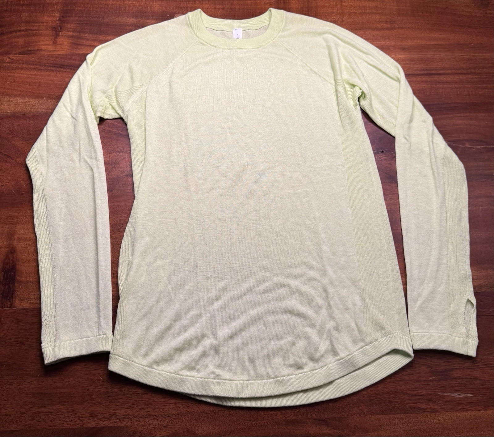 Lululemon Swiftly Tech Long Sleeve Shirt Size 6 Yellow Chartreuse Thumbholes Lululemon Swiftly Tech Long Sleeve Shirt Size 6 Yellow Chartreuse Thumbholes