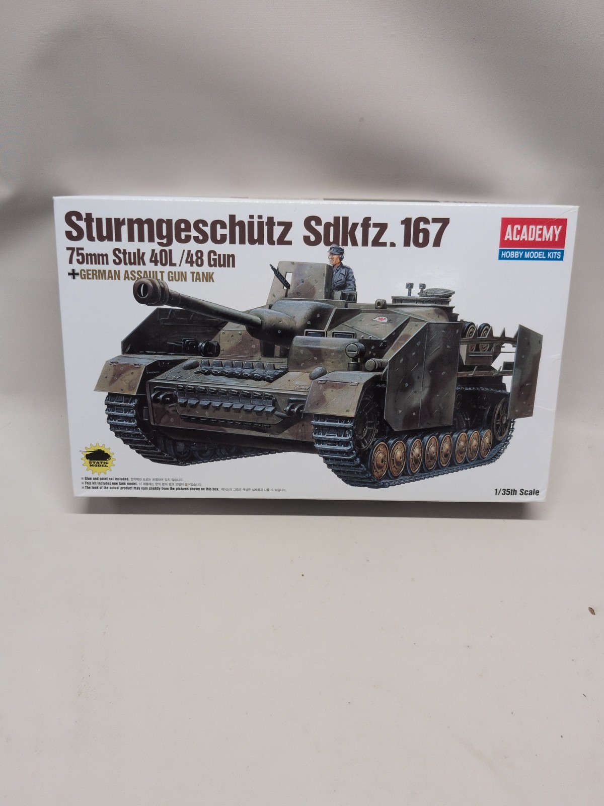 ACADEMY 1/35 Scale Sturmgeschutz Sdkfz.167/163 75mm Stuk 40L/48 Gun Tank #1332 ACADEMY 1/35 Scale Sturmgeschutz Sdkfz.167/163 75mm Stuk 40L/48 Gun Tank #1332