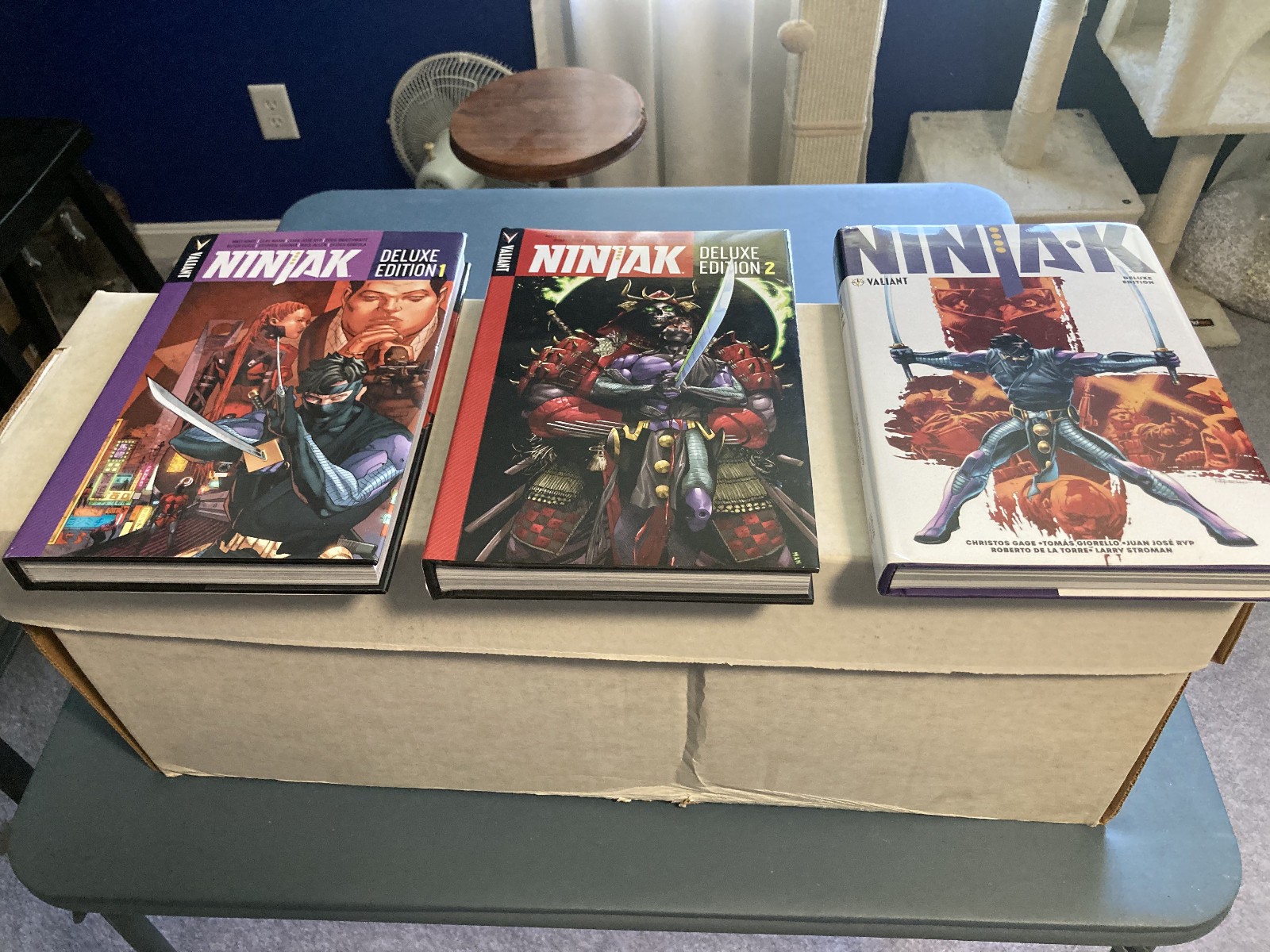 VALIANT DELUXE EDITION NINJAK, 3 VOLUMES, VALIANT, GREAT CONDITION VALIANT DELUXE EDITION NINJAK, 3 VOLUMES, VALIANT, GREAT CONDITION