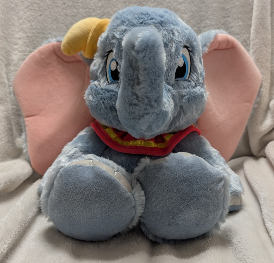 Dumbo Baby Big Feet 10\ Dumbo Baby Big Feet 10\