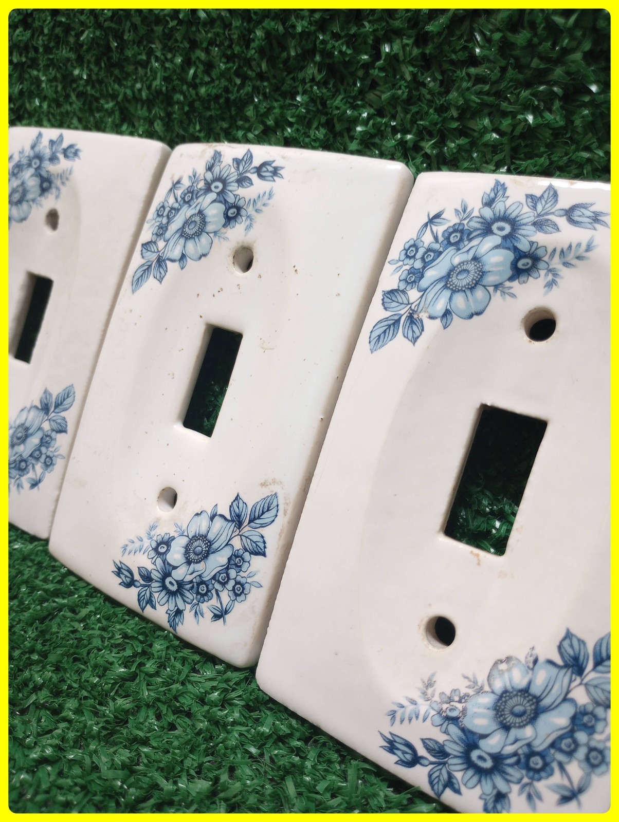 Vintage 1980's Porcelain Light Switch Plate Cover Blue Flower Set Of 3 & Screws Vintage 1980's Porcelain Light Switch Plate Cover Blue Flower Set Of 3 & Screws