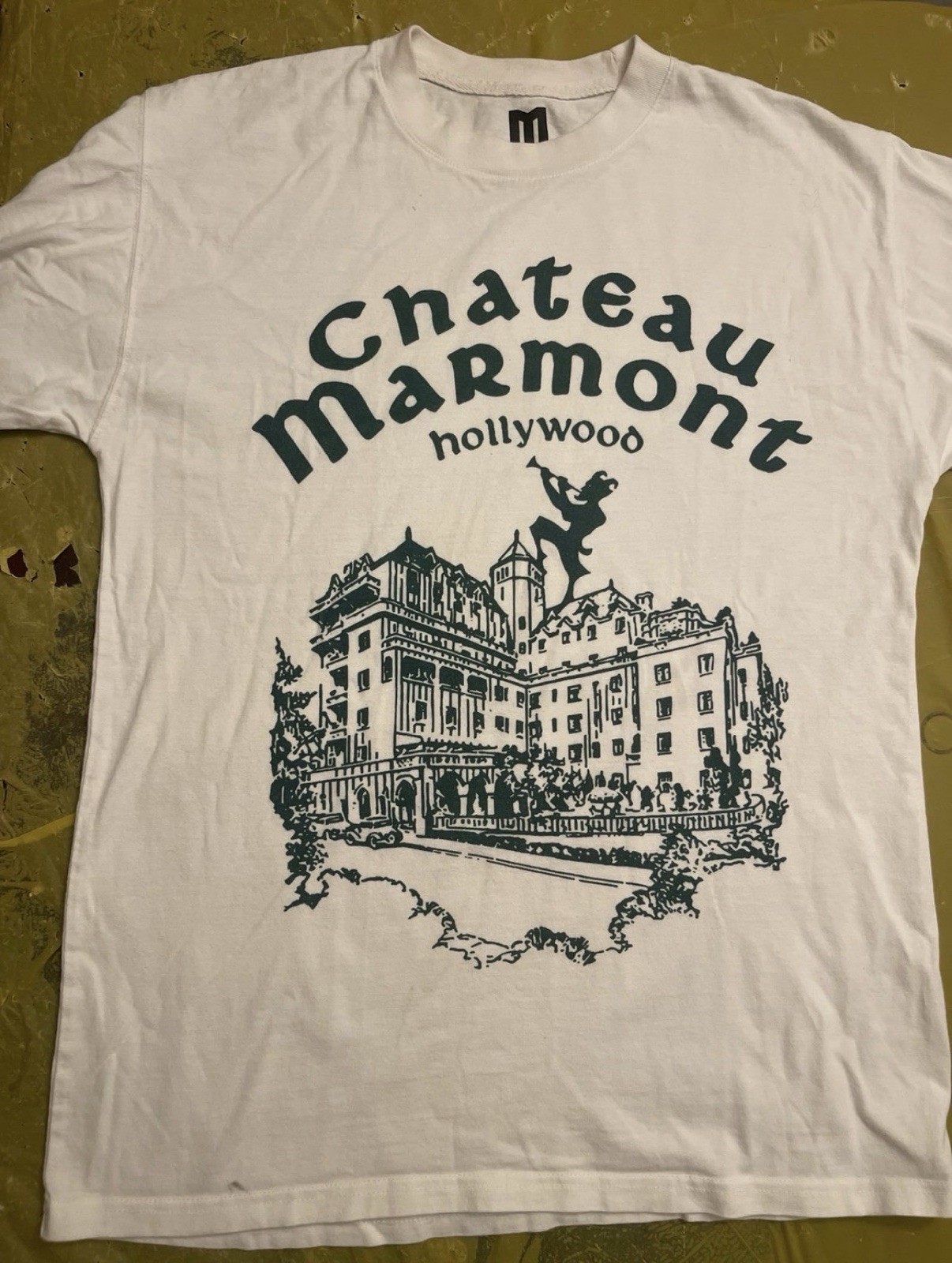 Vintage Chateau Marmont Hollywood Los Angeles Graphic T-Shirt Size Medium