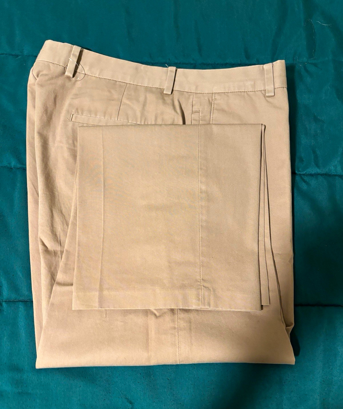 Haggar Men’s Tan Chino Pants Classic Fit Cotton Twill Flat Front 34W Haggar Men’s Tan Chino Pants Classic Fit Cotton Twill Flat Front 34W