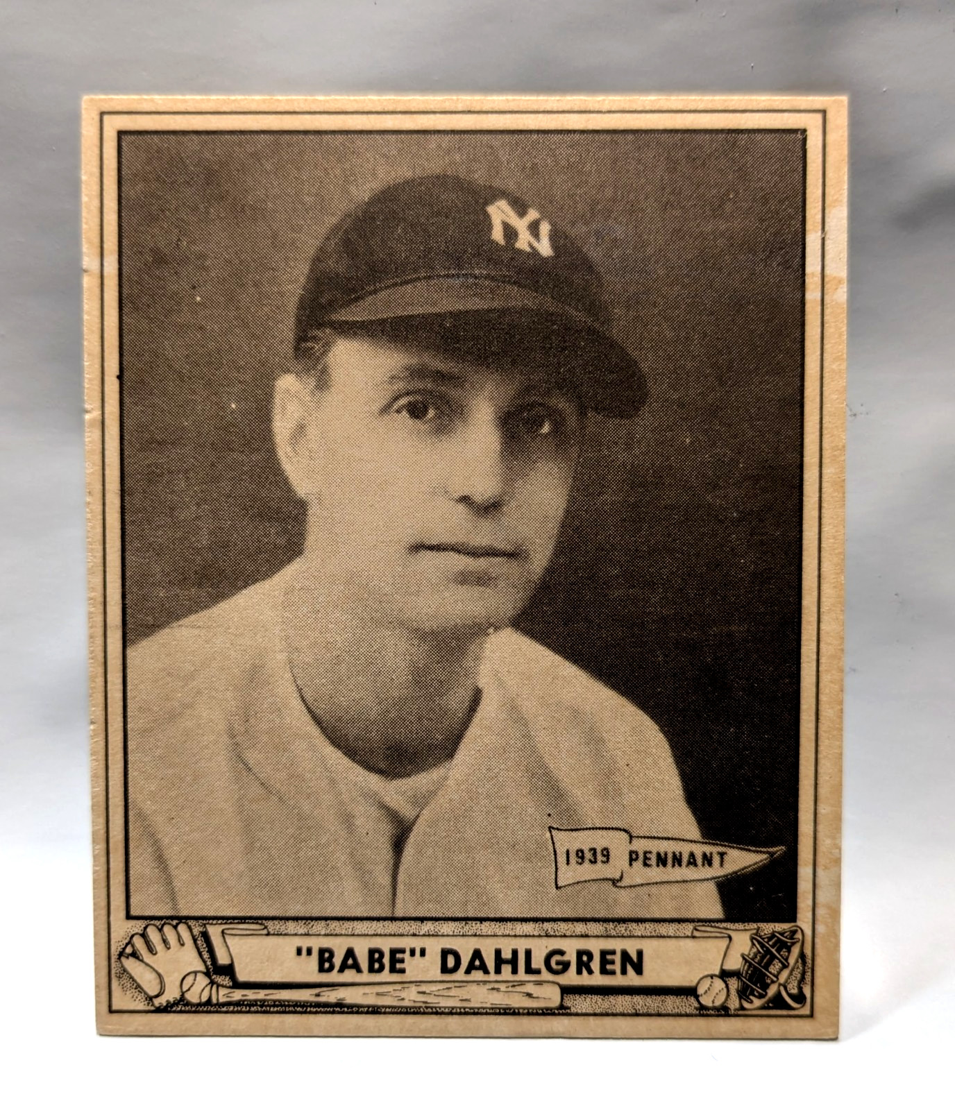 1940 Gum Play Ball Baseball Card # 3 Babe Dahlgren - New York Yankees (NM)