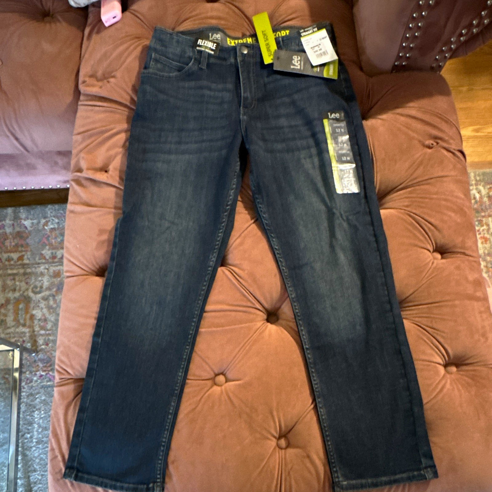 Lee boy’s Extreme Comfort waistband Jeans Size 12 hefty dark wash Lee boy’s Extreme Comfort waistband Jeans Size 12 hefty dark wash
