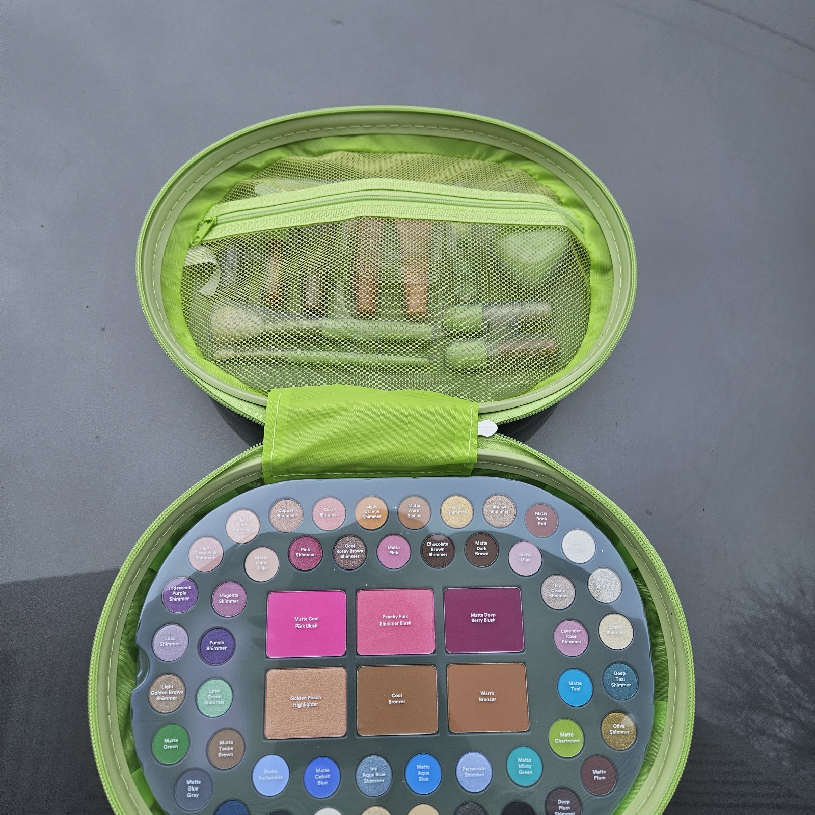 Ulta Beauty Box (green) \ Ulta Beauty Box (green) \