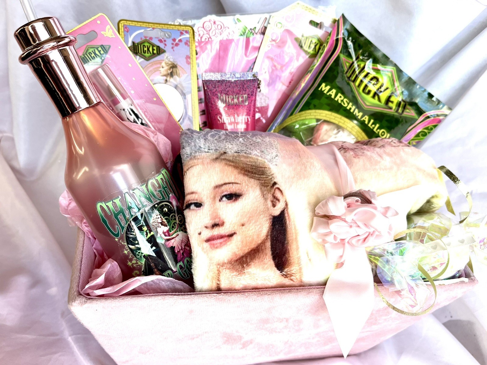 Wicked-Inspired Glinda Self-Care Gift Basket with Cozy Throw – Ready to Gift