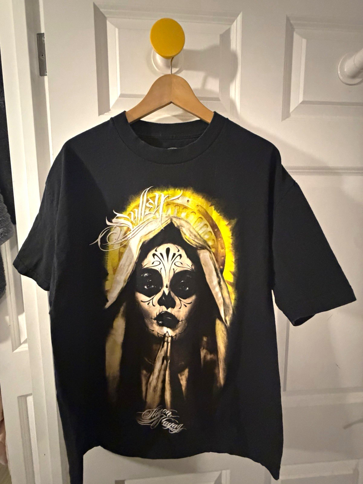 Sullen Art Collective Men’s XL Black Skull Graphic Double-Sided Cotton Tee Sullen Art Collective Men’s XL Black Skull Graphic Double-Sided Cotton Tee