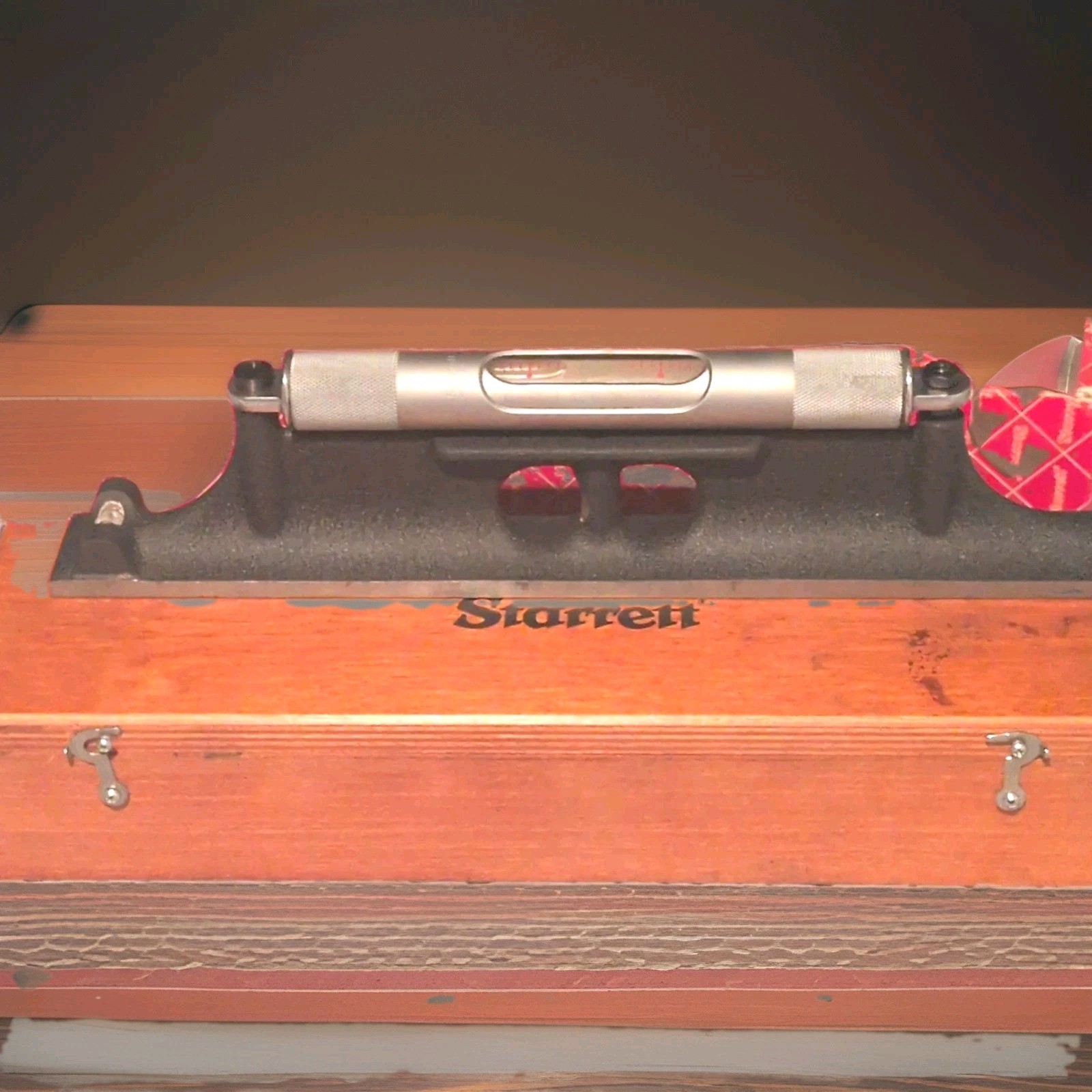 Vintage Starrett No. 98 Precision Level w/ Wooden Case, Graduated Main Vial rare