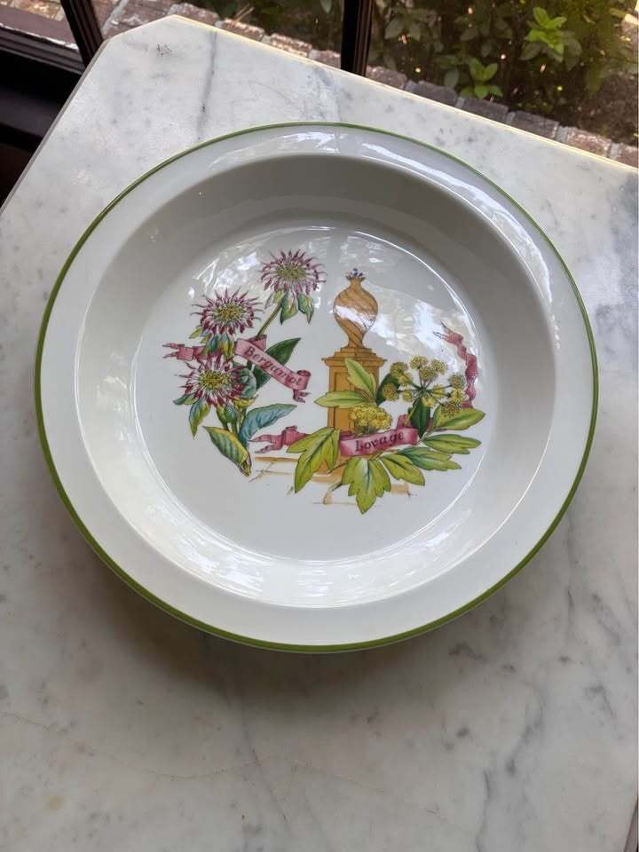 Vintage Royal Winchester Country Kitchen Pie Plate Vintage Royal Winchester Country Kitchen Pie Plate