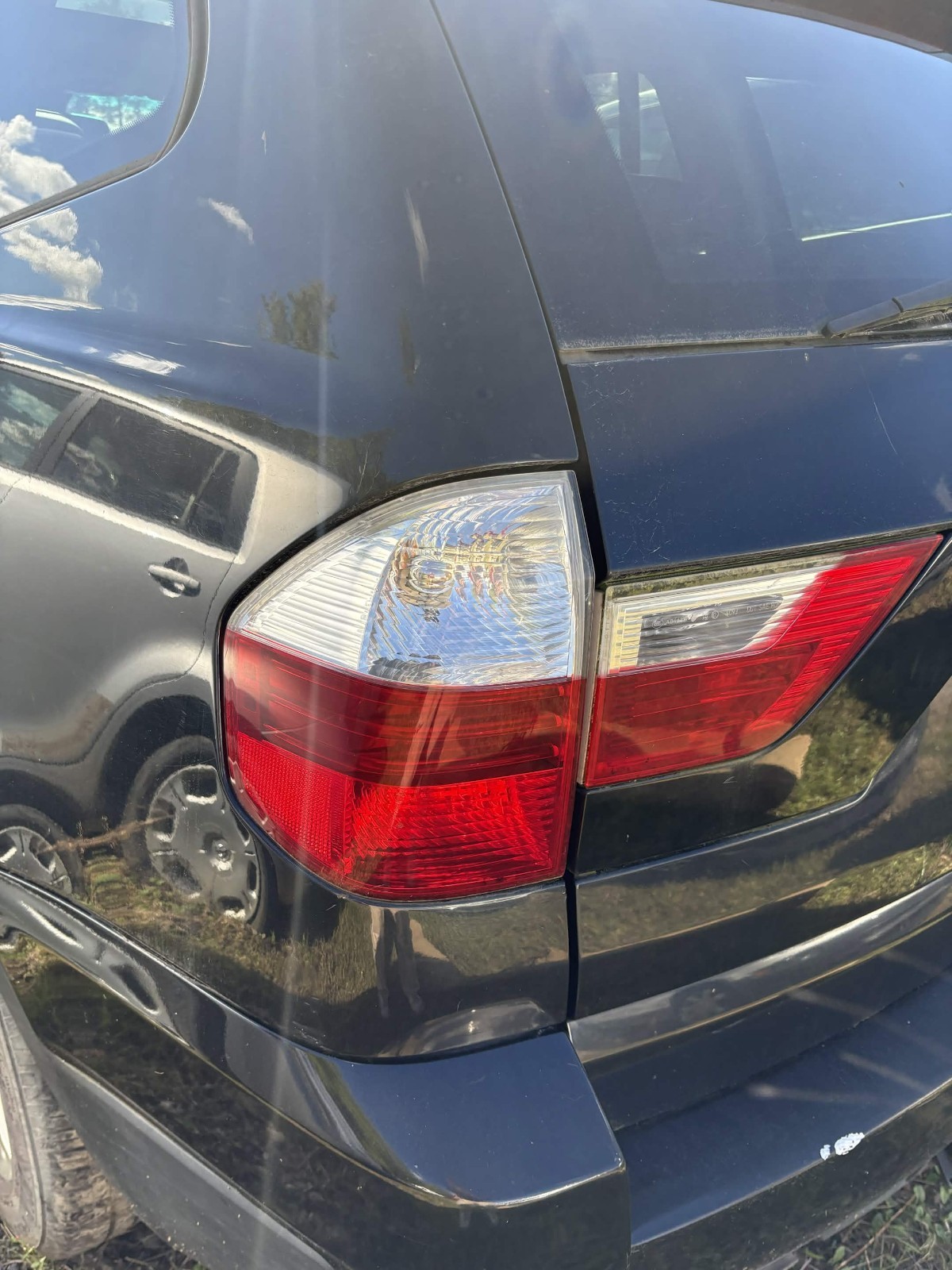 2007-2010 BMW X3 TAILLIGHT ASSEMBLY | INCANDESENT | LH QUARTER PANEL | 50566
