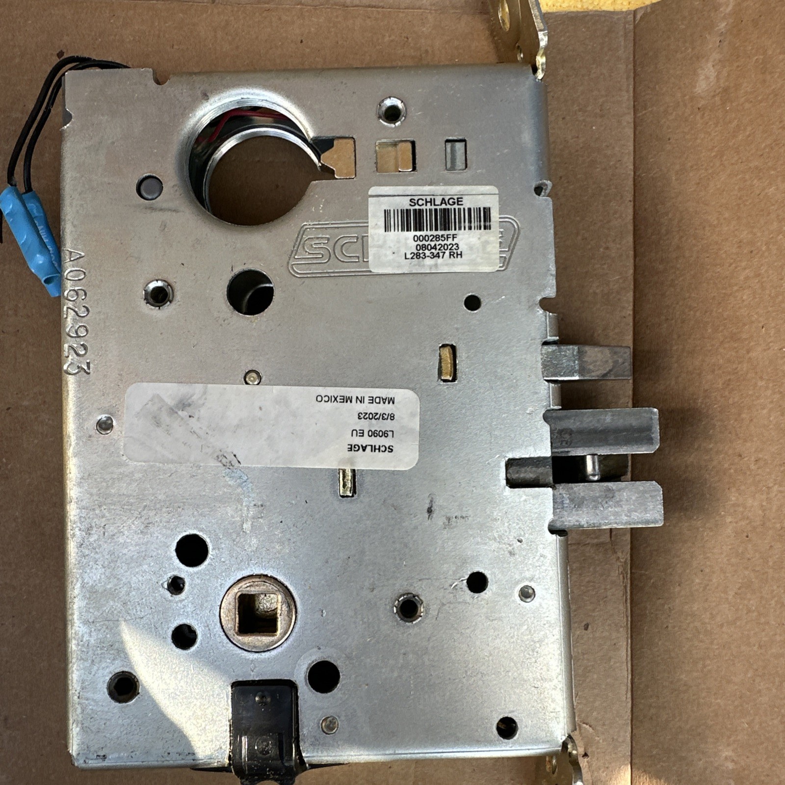 Schlage L9090EULB LLL 626 Right-Hand Mortise Electric Locking/Unlocking Body