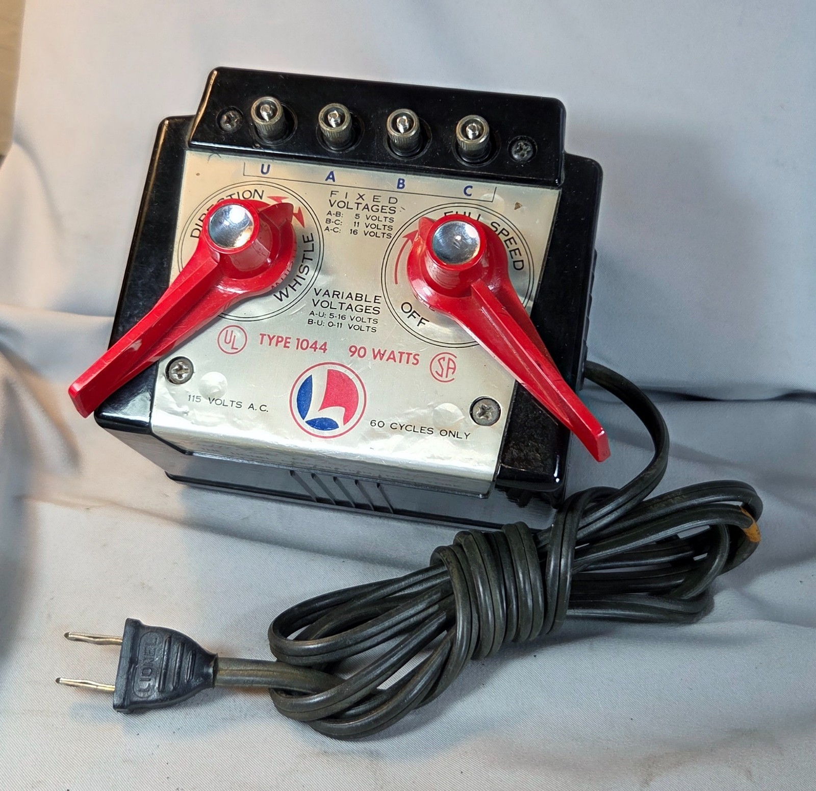 LIONEL POSTWAR #1044 - 90 WATT TRANSFORMER - NEW WHISTLE DIODE, TESTED