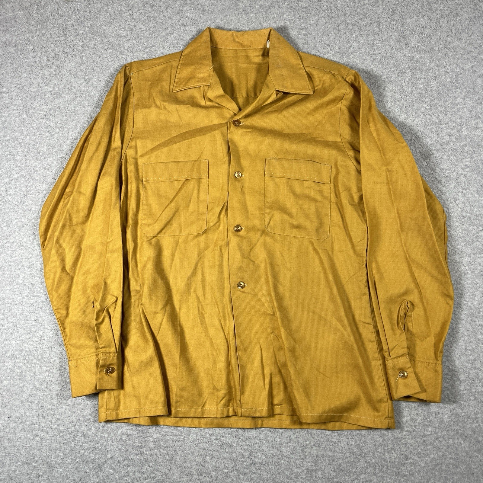 Vintage 60s Shirt Mens Small Yellow Rayon Blend Loop Collar Button Up Long Sleev Vintage 60s Shirt Mens Small Yellow Rayon Blend Loop Collar Button Up Long Sleev