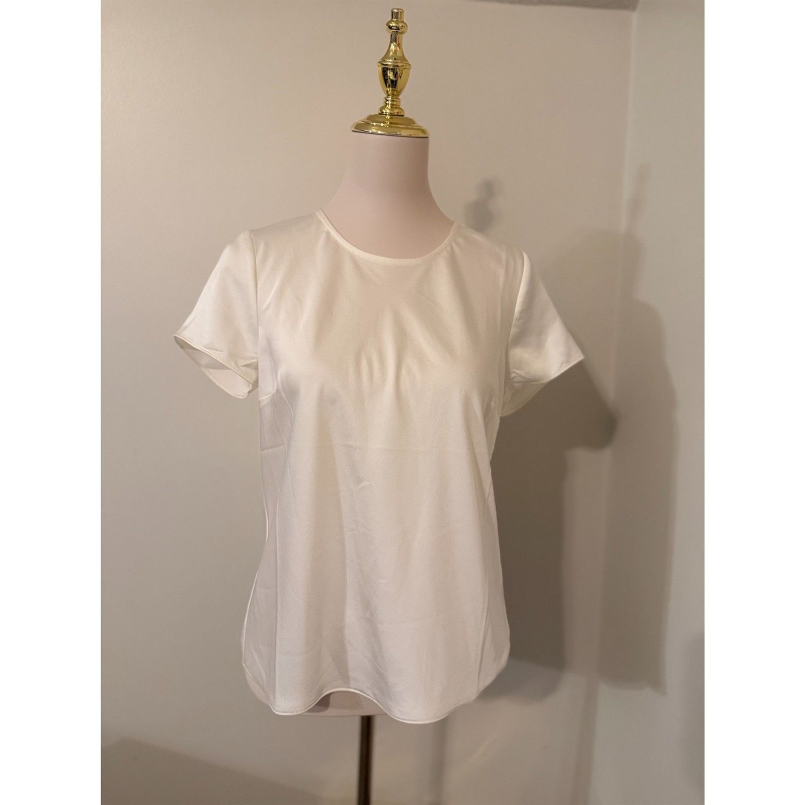 J.Crew Women’s Small Ivory Short Sleeve Blouse Gold Button Back Top