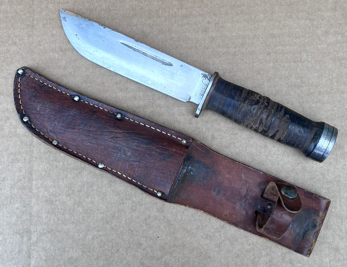 Vintage Cattaraugus 225Q Fixed Blade Leather Handle Knife & Sheath WWII Miltiary Vintage Cattaraugus 225Q Fixed Blade Leather Handle Knife & Sheath WWII Miltiary