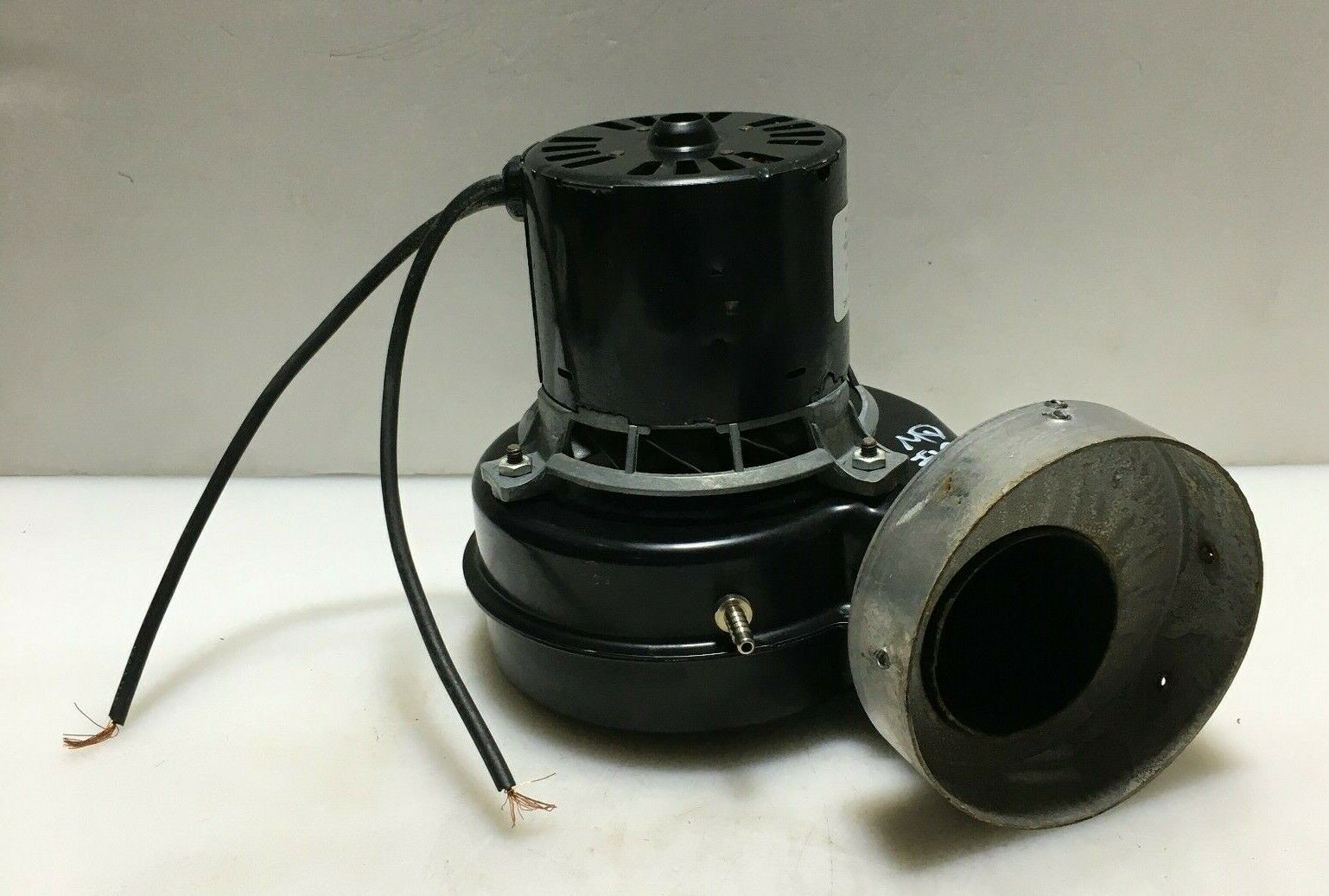 FASCO 7021-8657 Draft Inducer Blower Motor 20J8101 used  #MD710