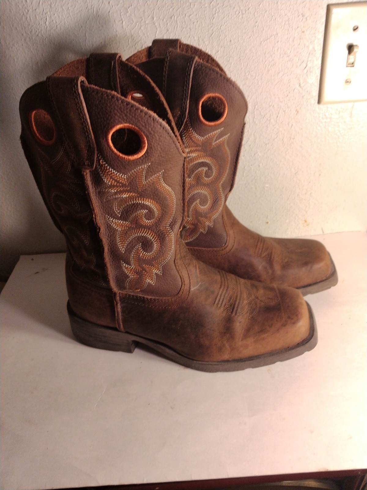 Laredo Men’s Western Cowboy Boots Size 8D Tan Leather Square Toe 7424 Worn once Laredo Men’s Western Cowboy Boots Size 8D Tan Leather Square Toe 7424 Worn once