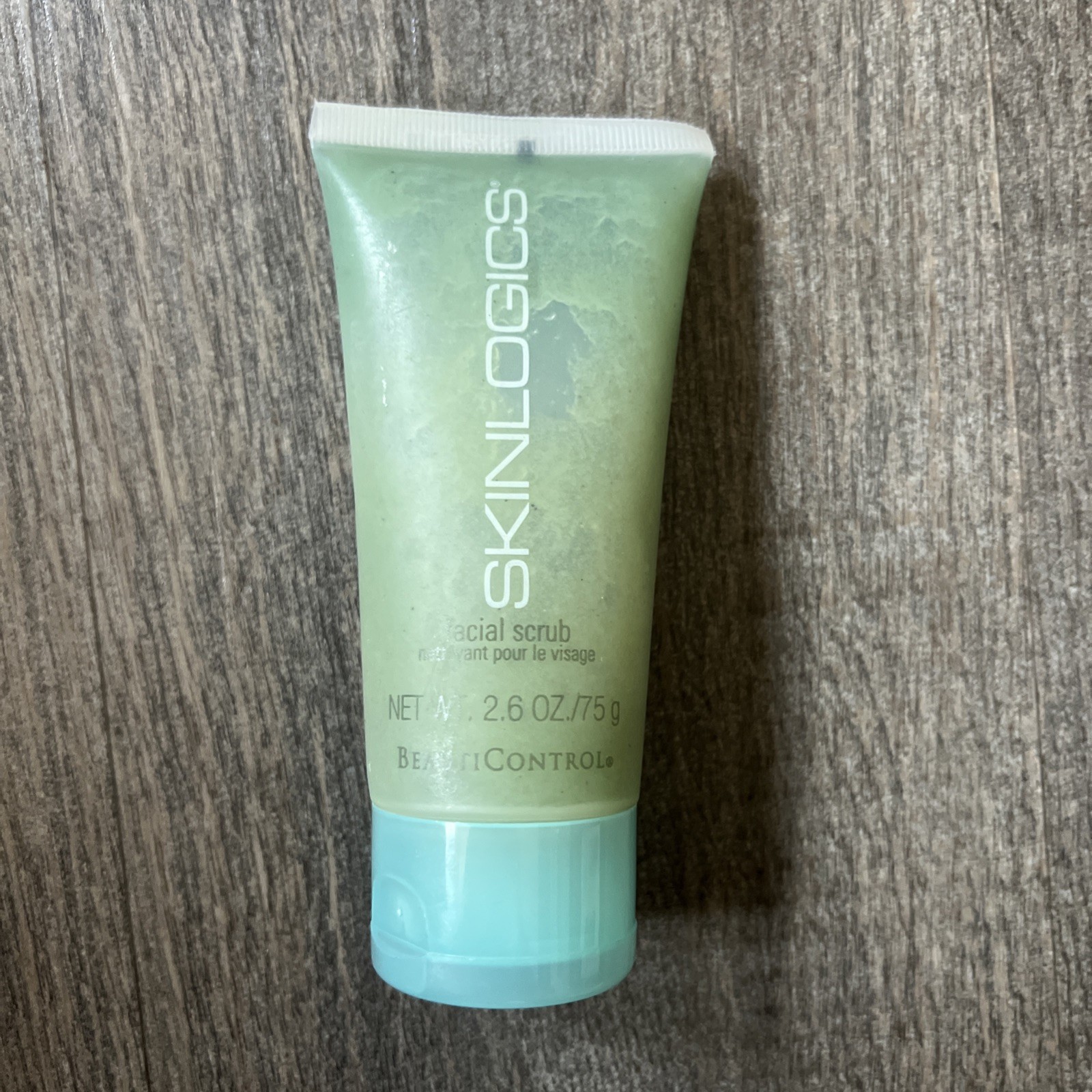 BeautiControl Skinlogics Facial Scrub 2.6 Oz Discontinued Green BeautiControl Skinlogics Facial Scrub 2.6 Oz Discontinued Green