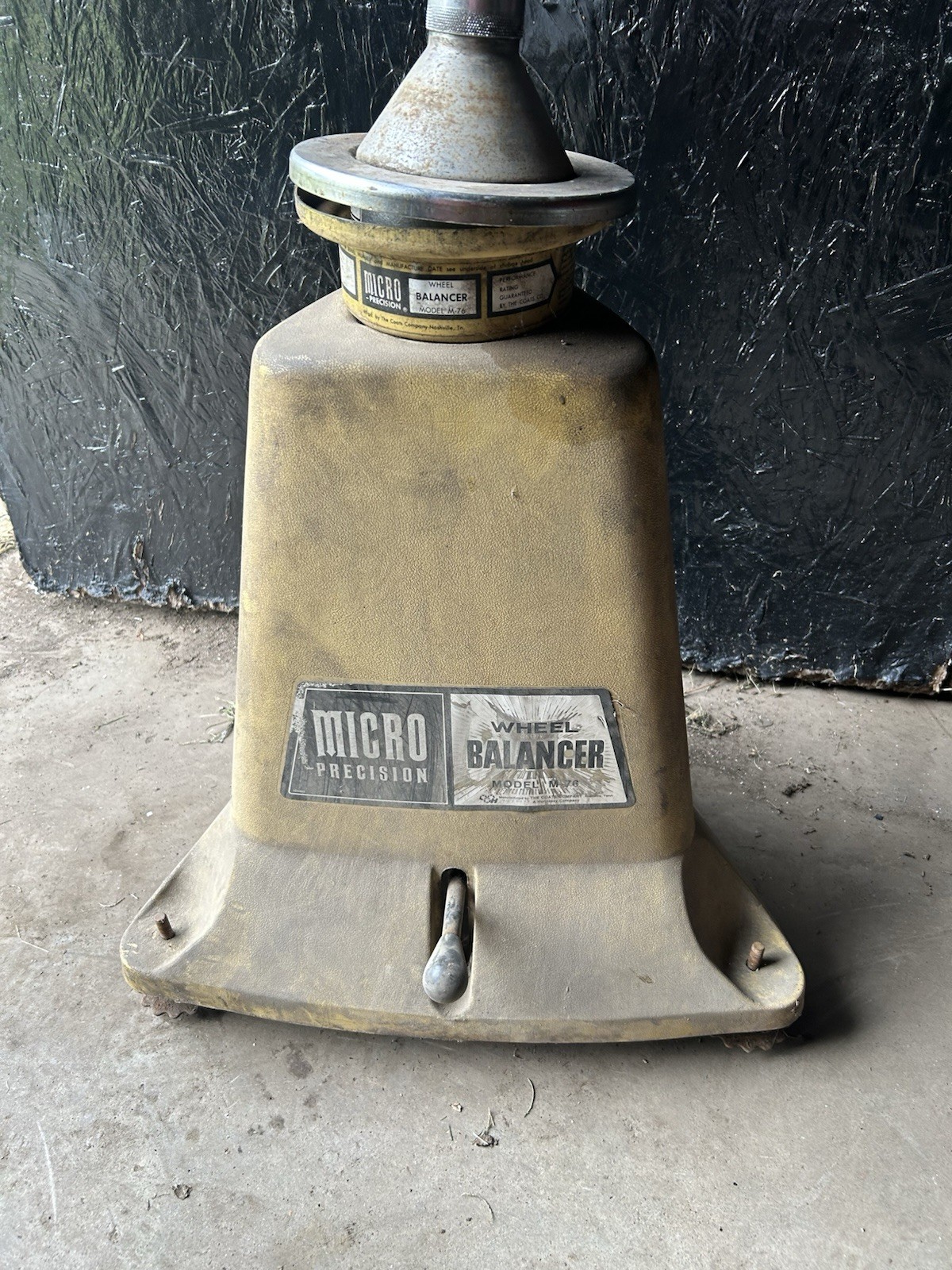 Vintage Micro Precision Wheel Balancer Model M76
