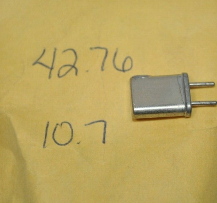Vintage Scanner Radio Crystal - 42.76 MHz / 10.7 iF / HC-25/U Vintage Scanner Radio Crystal - 42.76 MHz / 10.7 iF / HC-25/U
