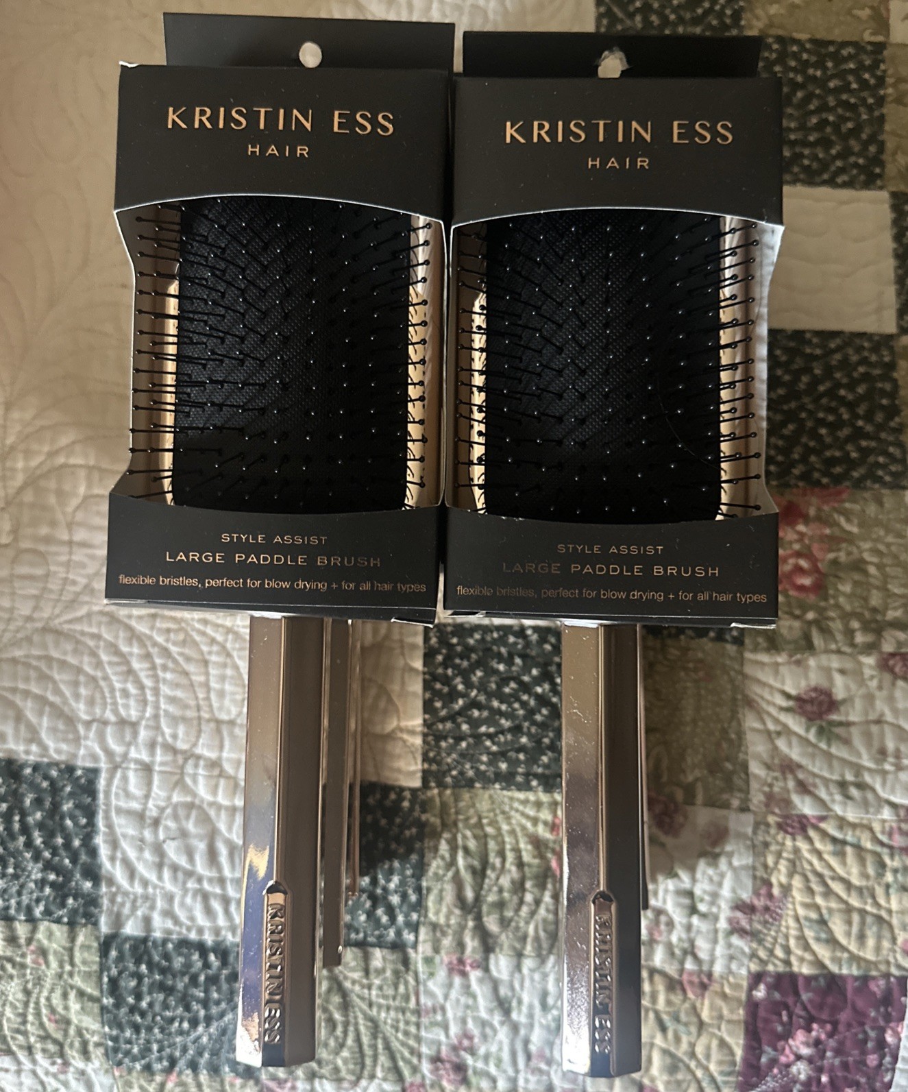 Brand New Kristin Ess Hair Gold Large Paddle Style Assist Hairbrush Brand New Kristin Ess Hair Gold Large Paddle Style Assist Hairbrush