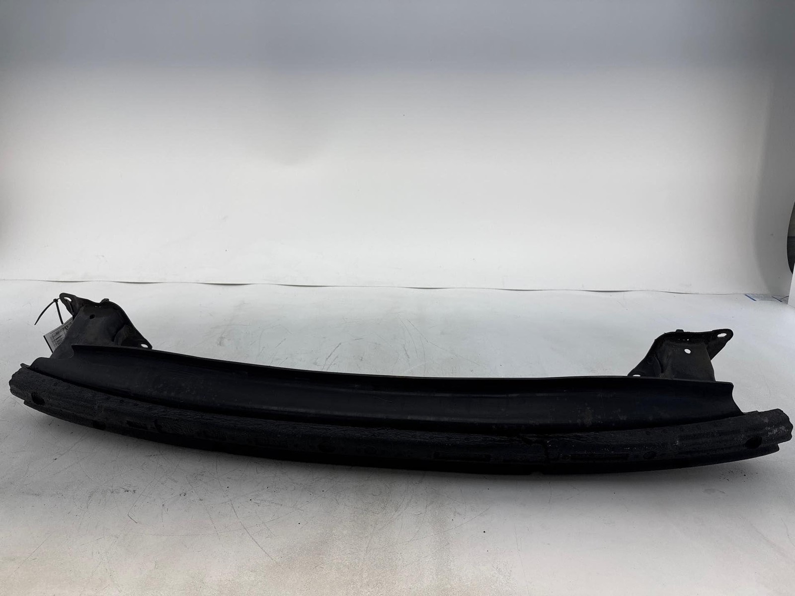 2010-2011Volkswagen Jetta Sportwagen Rear Bumper 2.5L 2010-2011Volkswagen Jetta Sportwagen Rear Bumper 2.5L